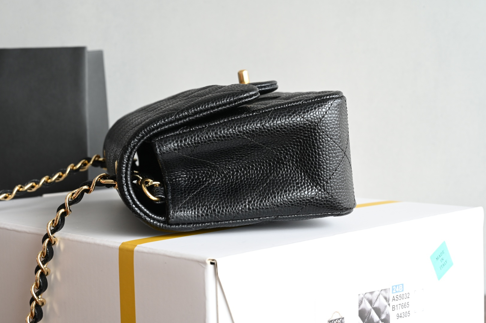 白金版▪️正品级 包装如图全新发售‼️𝟐𝟎𝟐𝟓最新版𝙲𝙵系列专柜售价𝟛𝟙𝟛𝟘𝟘𝕞𝕓购入开发➠𝙲𝚕𝚊𝚜𝚜𝚒