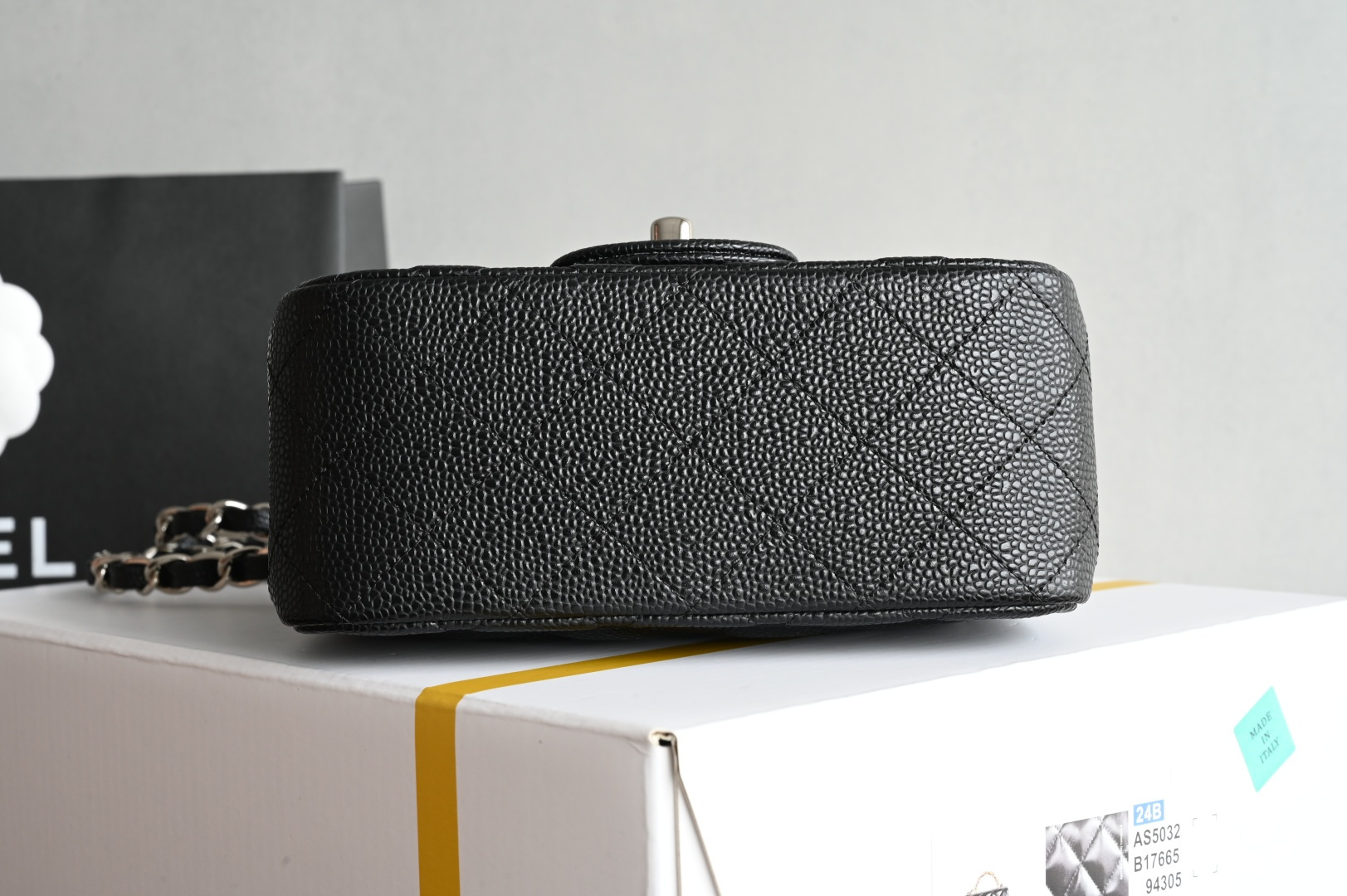 白金版▪️正品级 包装如图全新发售‼️𝟐𝟎𝟐𝟓最新版𝙲𝙵系列专柜售价𝟚𝟡𝟟𝟘𝟘𝕞𝕓购入开发➠𝙲𝚕𝚊𝚜𝚜𝚒