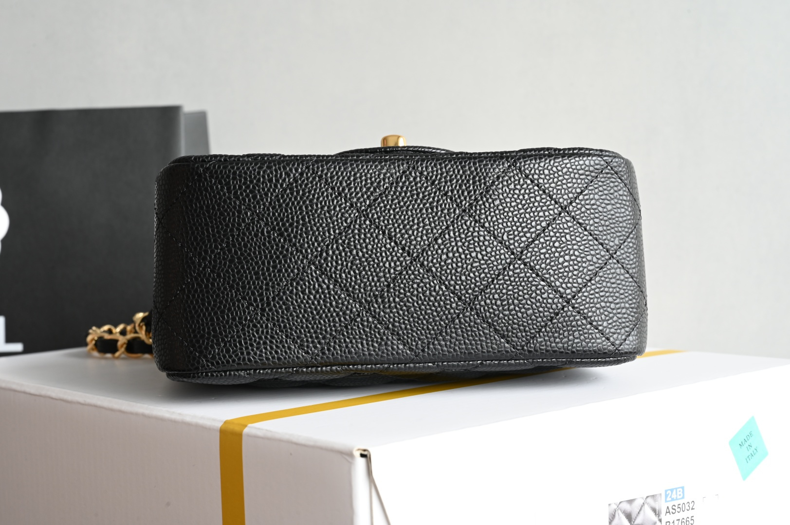 白金版▪️正品级 包装如图全新发售‼️𝟐𝟎𝟐𝟓最新版𝙲𝙵系列专柜售价𝟚𝟡𝟟𝟘𝟘𝕞𝕓购入开发➠𝙲𝚕𝚊𝚜𝚜𝚒