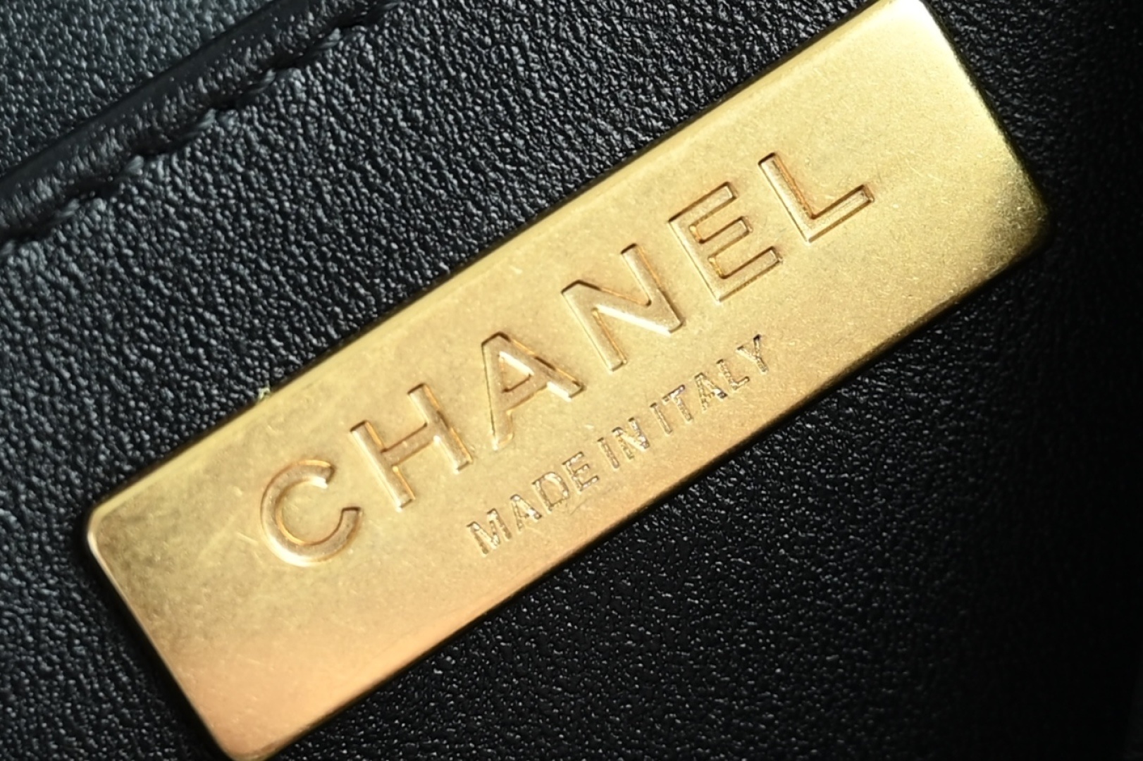 白金版▪️正品级 包装如图全新到货🆕𝐂𝐡𝐚𝐧𝐞𝟏 𝟐𝟓𝐏 手柄Kelly 横版小号专柜售价𝟦𝟨𝟫𝟢𝟢𝗋𝗆