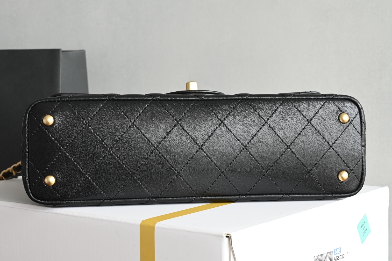 白金版▪️正品级 包装如图全新到货🆕𝐂𝐡𝐚𝐧𝐞𝟏 𝟐𝟓𝐏 手柄Kelly 大号专柜售价𝟦𝟪𝟧𝟢𝟢𝗋𝗆𝖻购