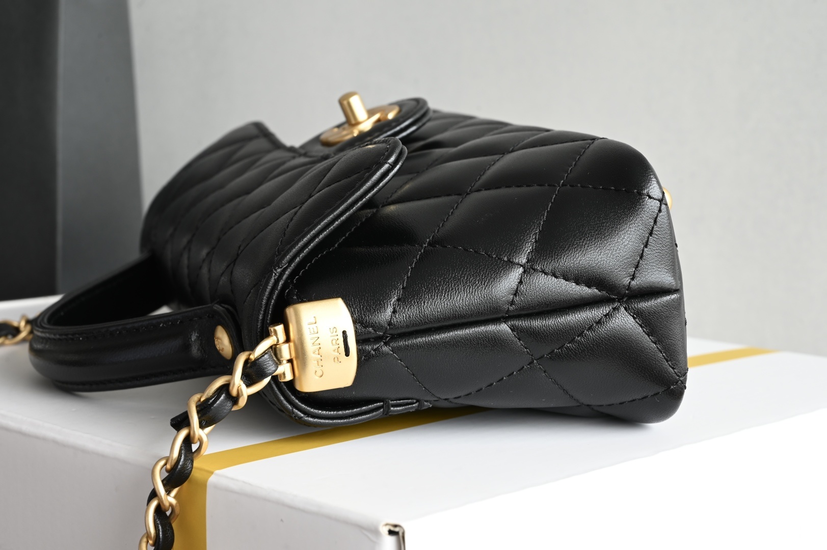 白金版▪️正品级 包装如图全新到货🆕𝐂𝐡𝐚𝐧𝐞𝟏 𝟐𝟓𝐏 手柄Kelly 横版小号专柜售价𝟦𝟨𝟫𝟢𝟢𝗋𝗆