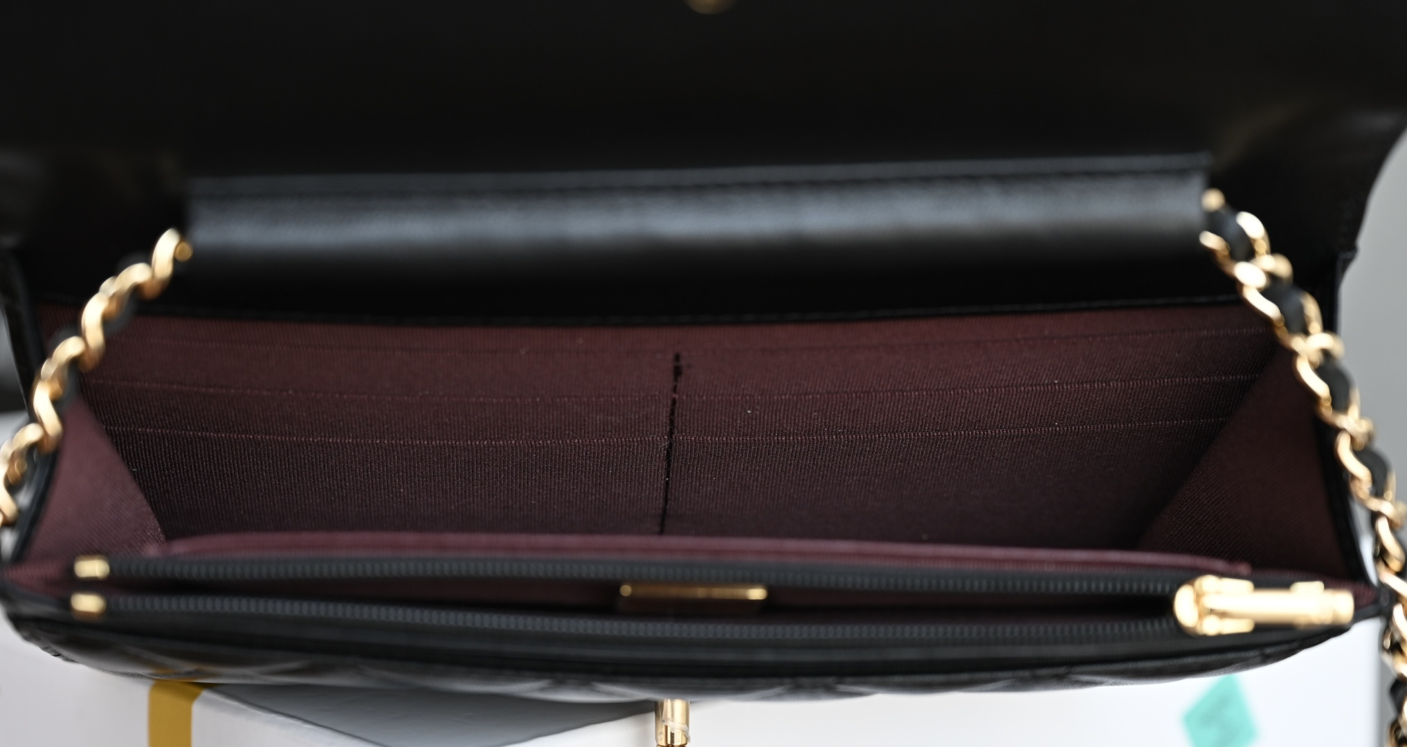 🌼白金版▪️正品级 包装如图全新到货𝟐𝟓𝐜全新𝐰𝐨𝐜链条包专柜售价𝟤𝟪𝟧𝟢𝟢𝗋𝗆𝖻购入开发〰️全新上线🔥