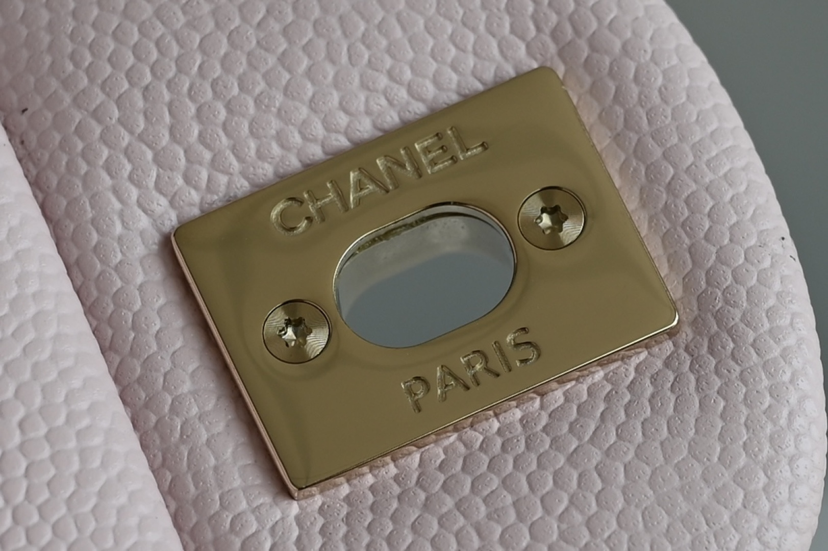 🌼白金版▪️正品级 包装如图𝐂𝐡𝐚𝐧𝐞𝐥 𝐂𝐅 升级版 手提粉全名Classic Fla0 尺寸： 15