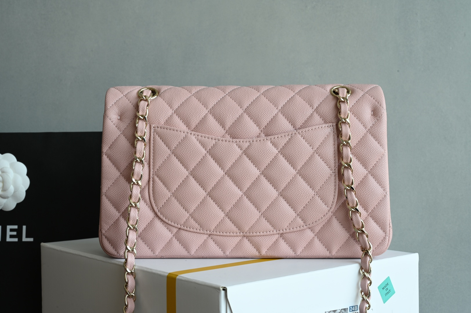 🌼白金版▪️正品级 包装如图𝐂𝐡𝐚𝐧𝐞𝐥 𝐂𝐅 升级版 中球粉全名Classic Fla0 尺寸： 15