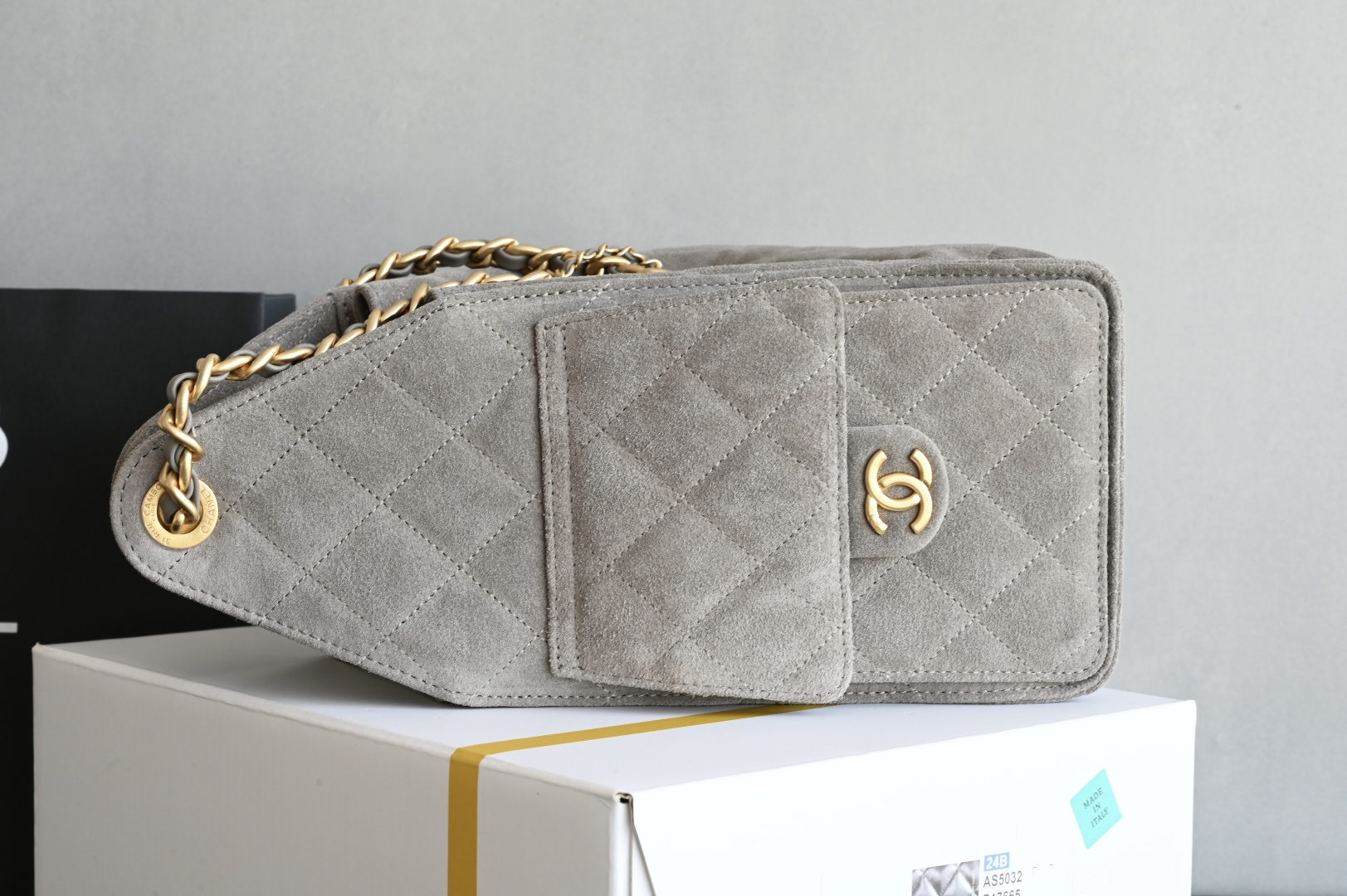 🌼白金版▪️正品级 包装如图全新到货🆕𝗖𝗵𝗮𝗻𝗲𝟭 𝟮𝟱𝗕𝗮𝗴嬉皮𝗁𝗈𝖻𝗈小号 大象灰专柜售价𝟦𝟩𝟪𝟢𝟢