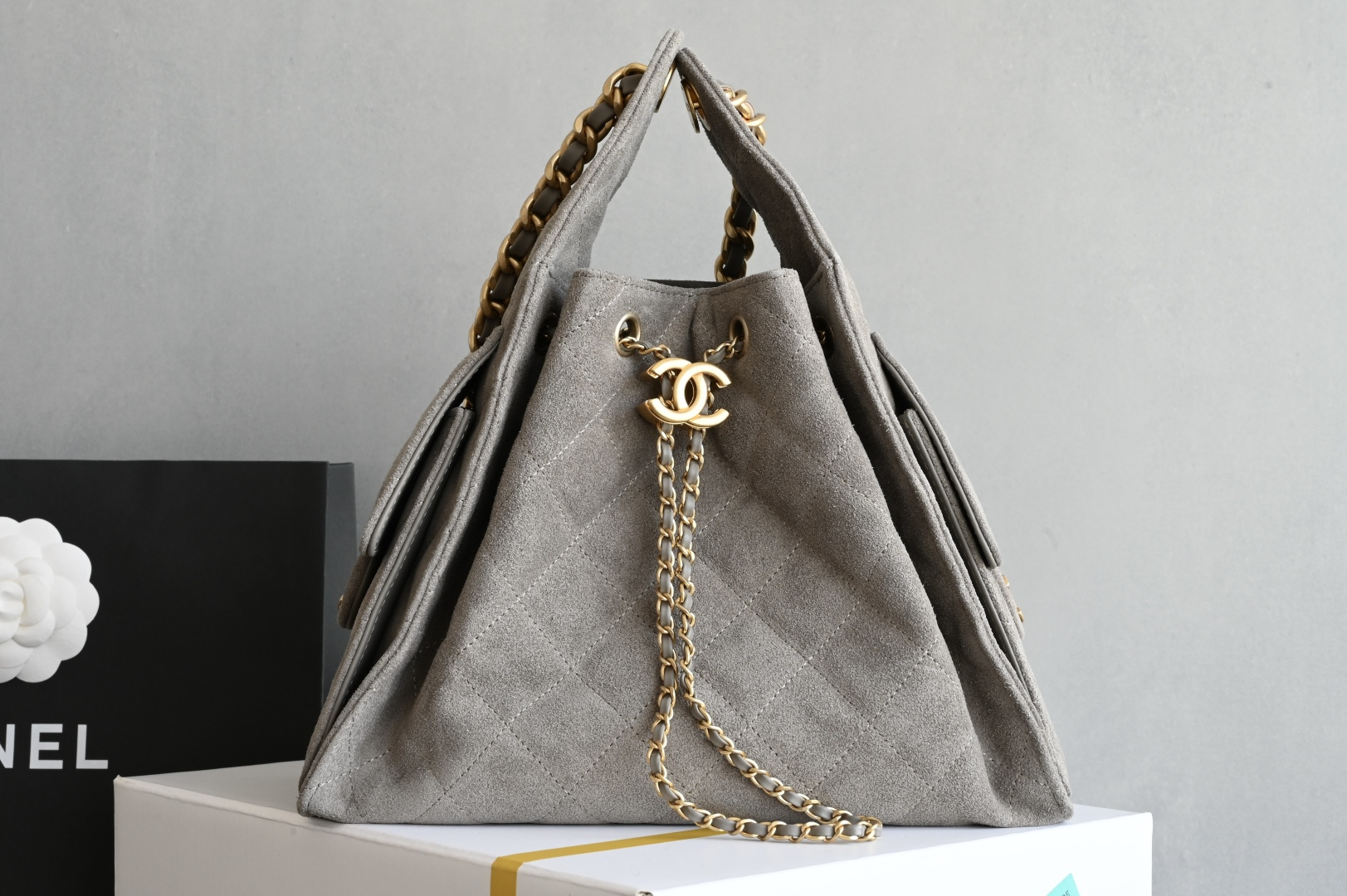 🌼白金版▪️正品级 包装如图全新到货🆕𝗖𝗵𝗮𝗻𝗲𝟭 𝟮𝟱𝗕𝗮𝗴嬉皮𝗁𝗈𝖻𝗈小号 大象灰专柜售价𝟦𝟩𝟪𝟢𝟢