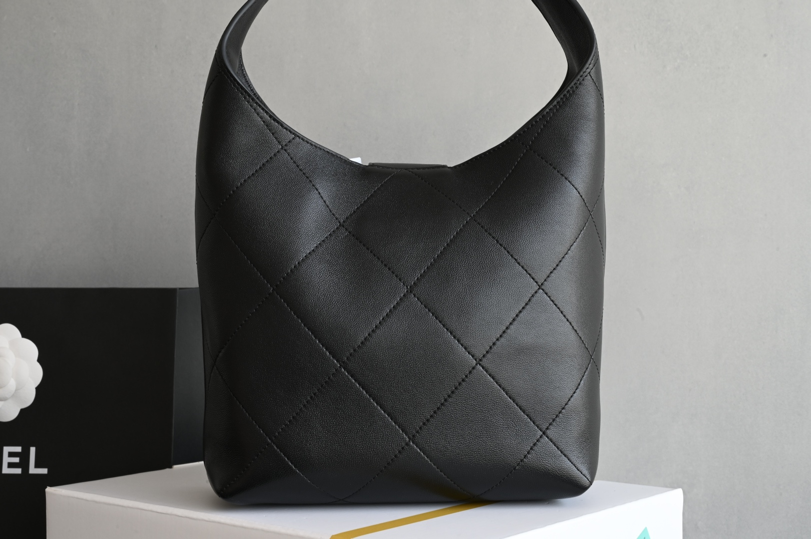 🌼白金版▪️正品级 包装如图全新到货🆕𝐂𝐡𝐚𝐧𝐞𝟏 𝟐𝟓𝐏 小号嬉皮包专柜售价𝟦𝟩𝟪𝟢𝟢𝗋𝗆𝖻购入开发〰