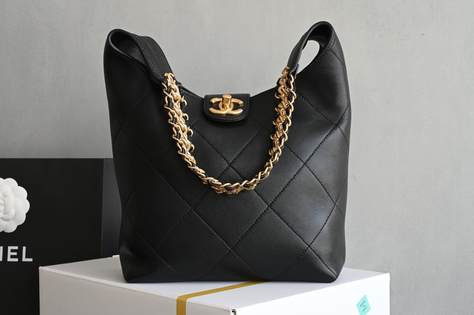 🌼白金版▪️正品级 包装如图全新到货🆕𝐂𝐡𝐚𝐧𝐞𝟏 𝟐𝟓𝐏 小号嬉皮包专柜售价𝟦𝟩𝟪𝟢𝟢𝗋𝗆𝖻购入开发〰