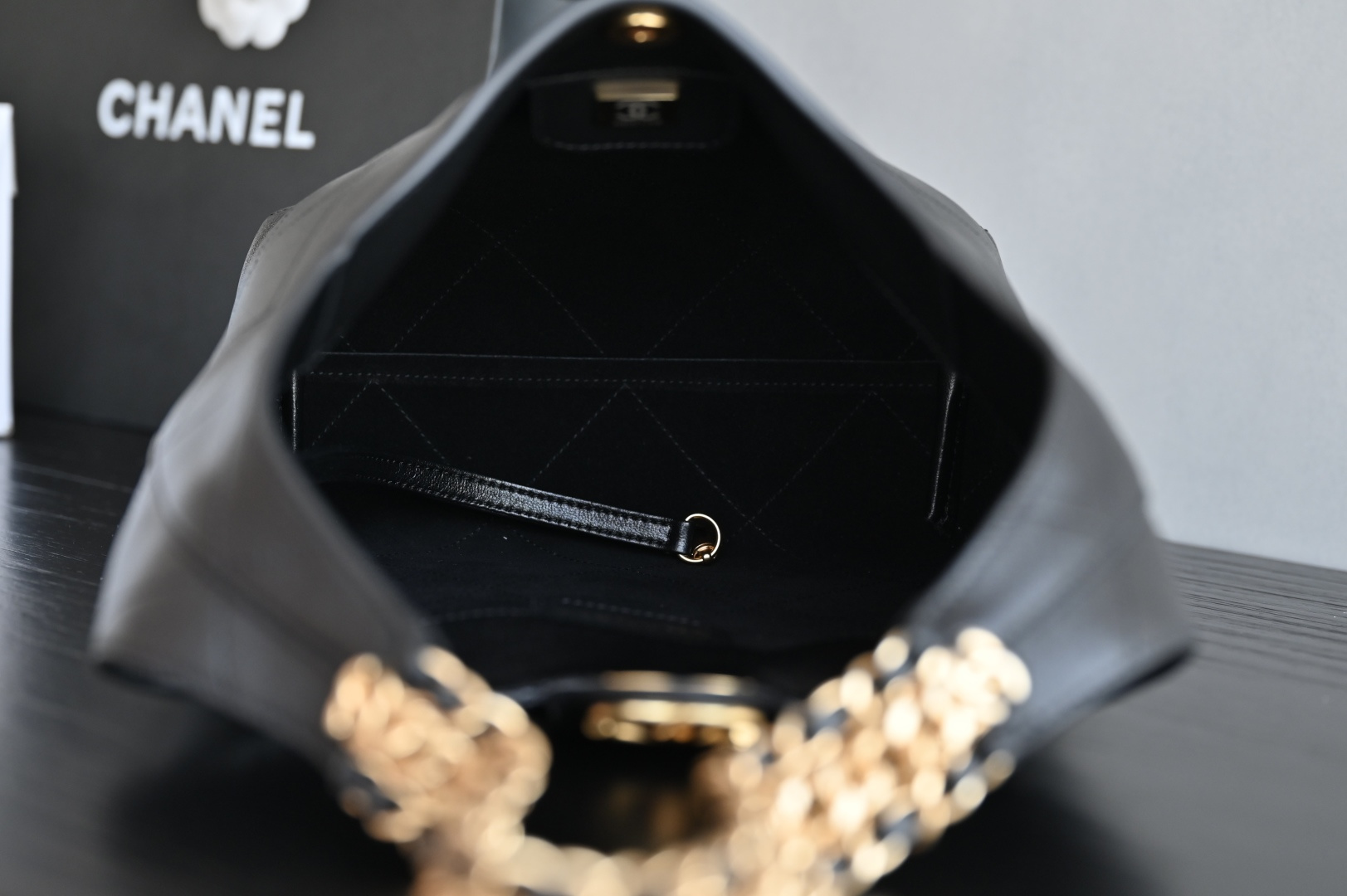 🌼白金版▪️正品级 包装如图全新到货🆕𝐂𝐡𝐚𝐧𝐞𝟏 𝟐𝟓𝐏 小号嬉皮包专柜售价𝟦𝟩𝟪𝟢𝟢𝗋𝗆𝖻购入开发〰