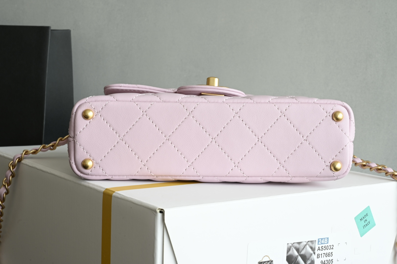 白金版▪️正品级 包装如图全新到货🆕𝐂𝐡𝐚𝐧𝐞𝟏 𝟐𝟓𝐏 手柄Kelly 小号 粉色专柜售价𝟦𝟪𝟧𝟢𝟢𝗋