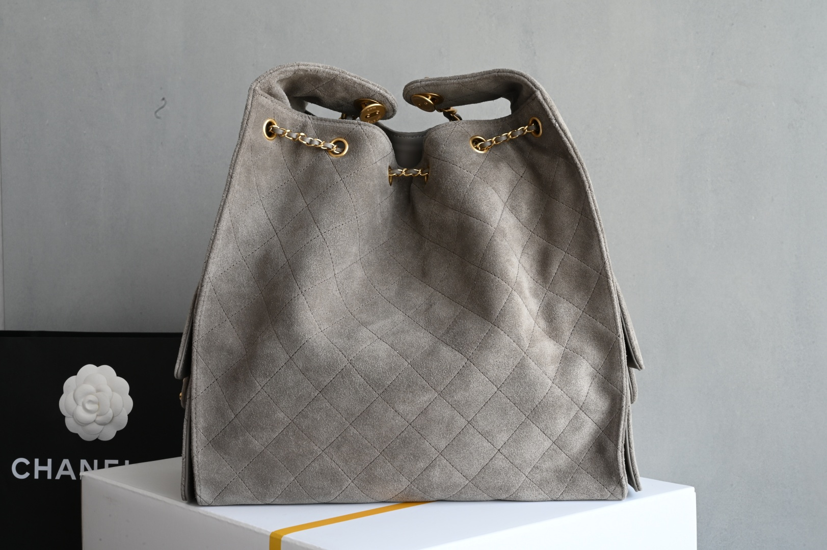 🌼白金版▪️正品级 包装如图全新到货🆕𝗖𝗵𝗮𝗻𝗲𝟭 𝟮𝟱𝗕𝗮𝗴嬉皮𝗁𝗈𝖻𝗈中号 大象灰专柜售价𝟧𝟣𝟣𝟢𝟢