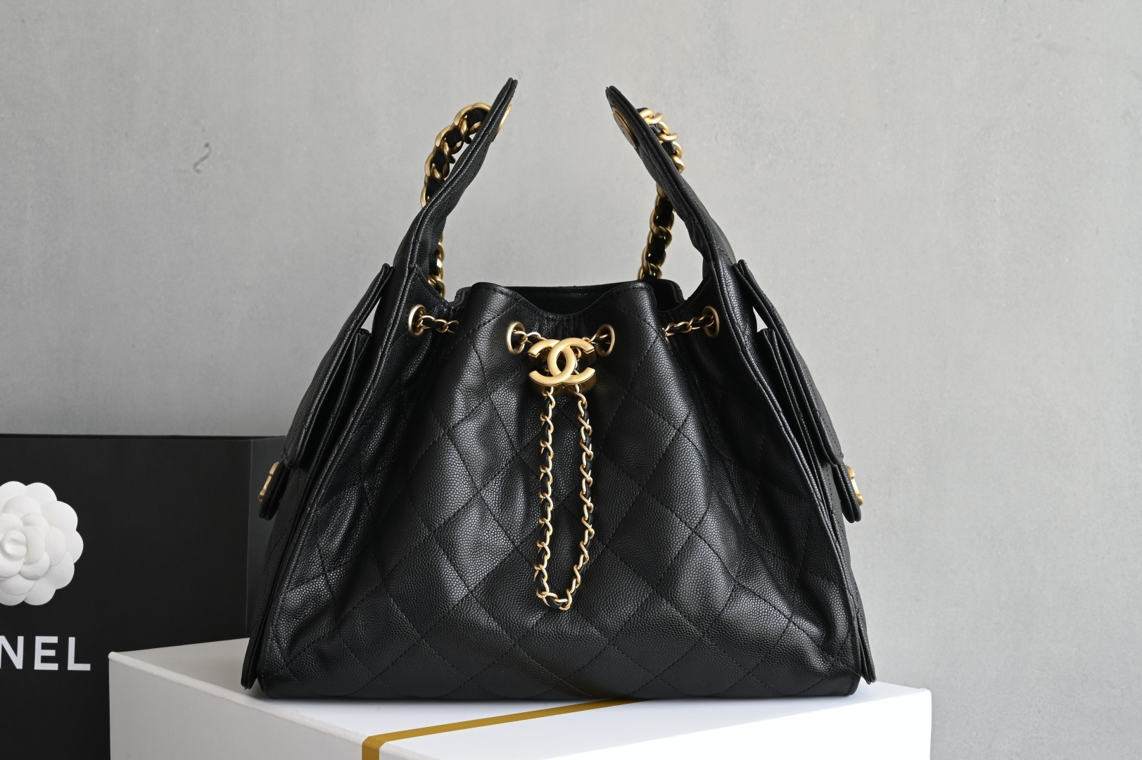 🌼白金版▪️正品级 包装如图全新到货🆕𝗖𝗵𝗮𝗻𝗲𝟭 𝟮𝟱𝗰早春嬉皮购物包小号 黑色♥专柜售价𝟦𝟩𝟪𝟢𝟢𝗋