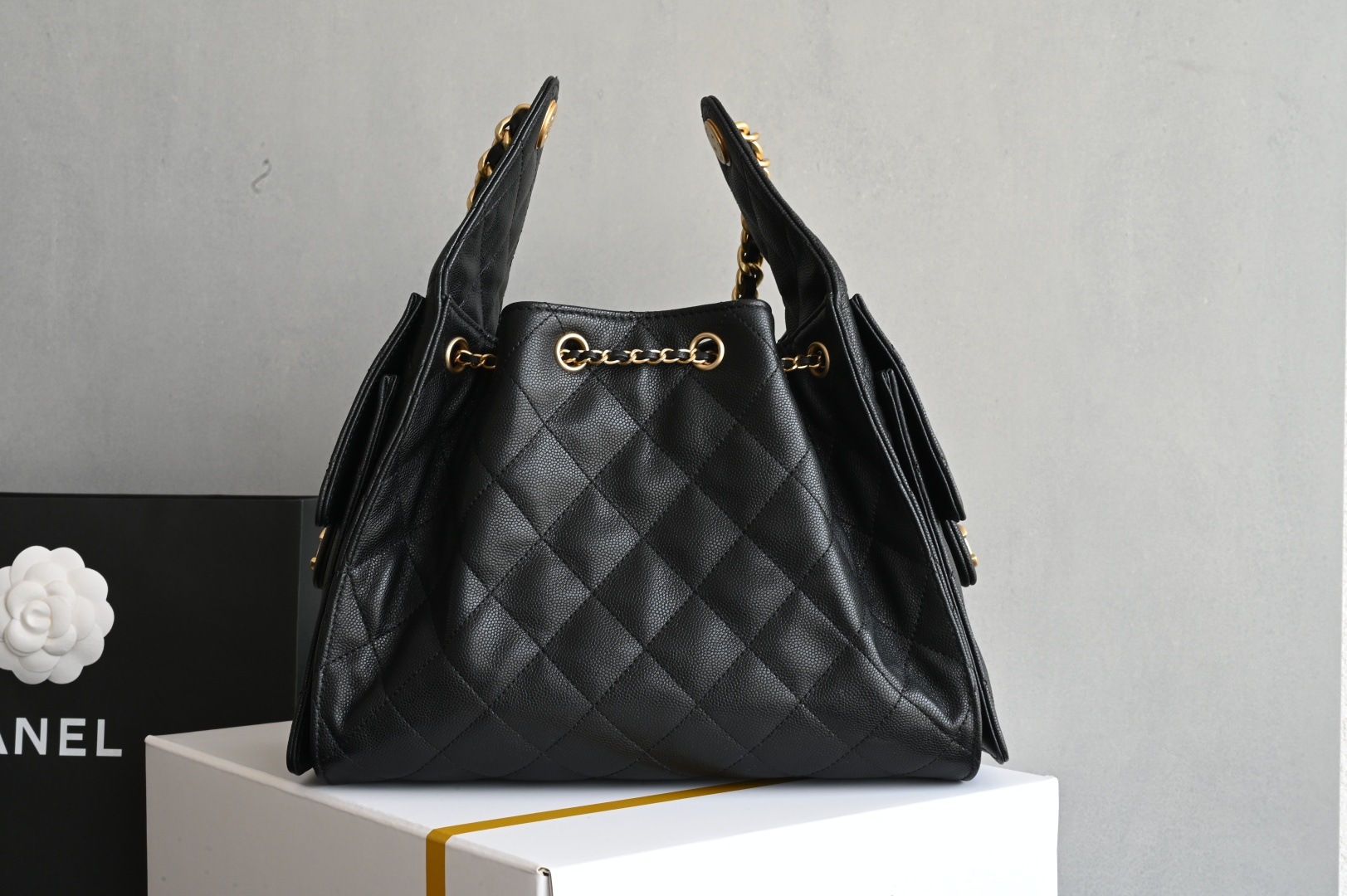 🌼白金版▪️正品级 包装如图全新到货🆕𝗖𝗵𝗮𝗻𝗲𝟭 𝟮𝟱𝗰早春嬉皮购物包小号 黑色♥专柜售价𝟦𝟩𝟪𝟢𝟢𝗋