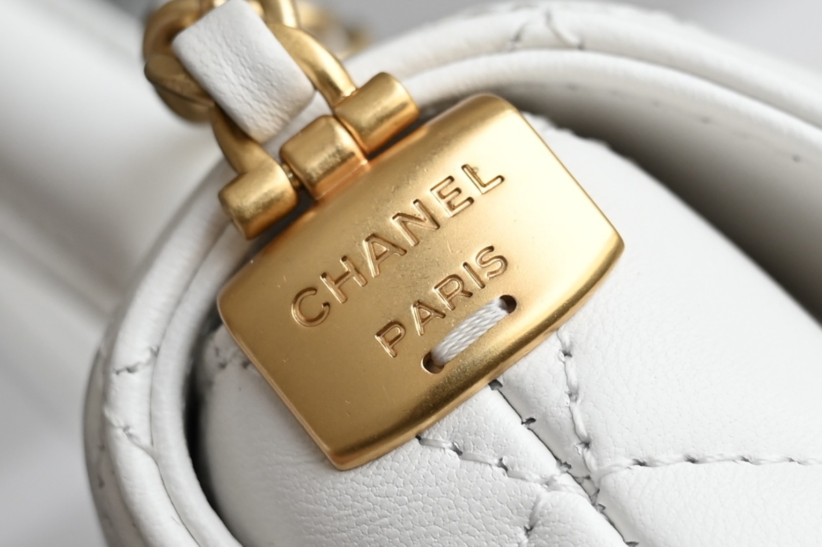 白金版▪️正品级 包装如图全新到货🆕𝐂𝐡𝐚𝐧𝐞𝟏 𝟐𝟓𝐏 手柄Kelly 横版小号专柜售价𝟦𝟨𝟫𝟢𝟢𝗋𝗆