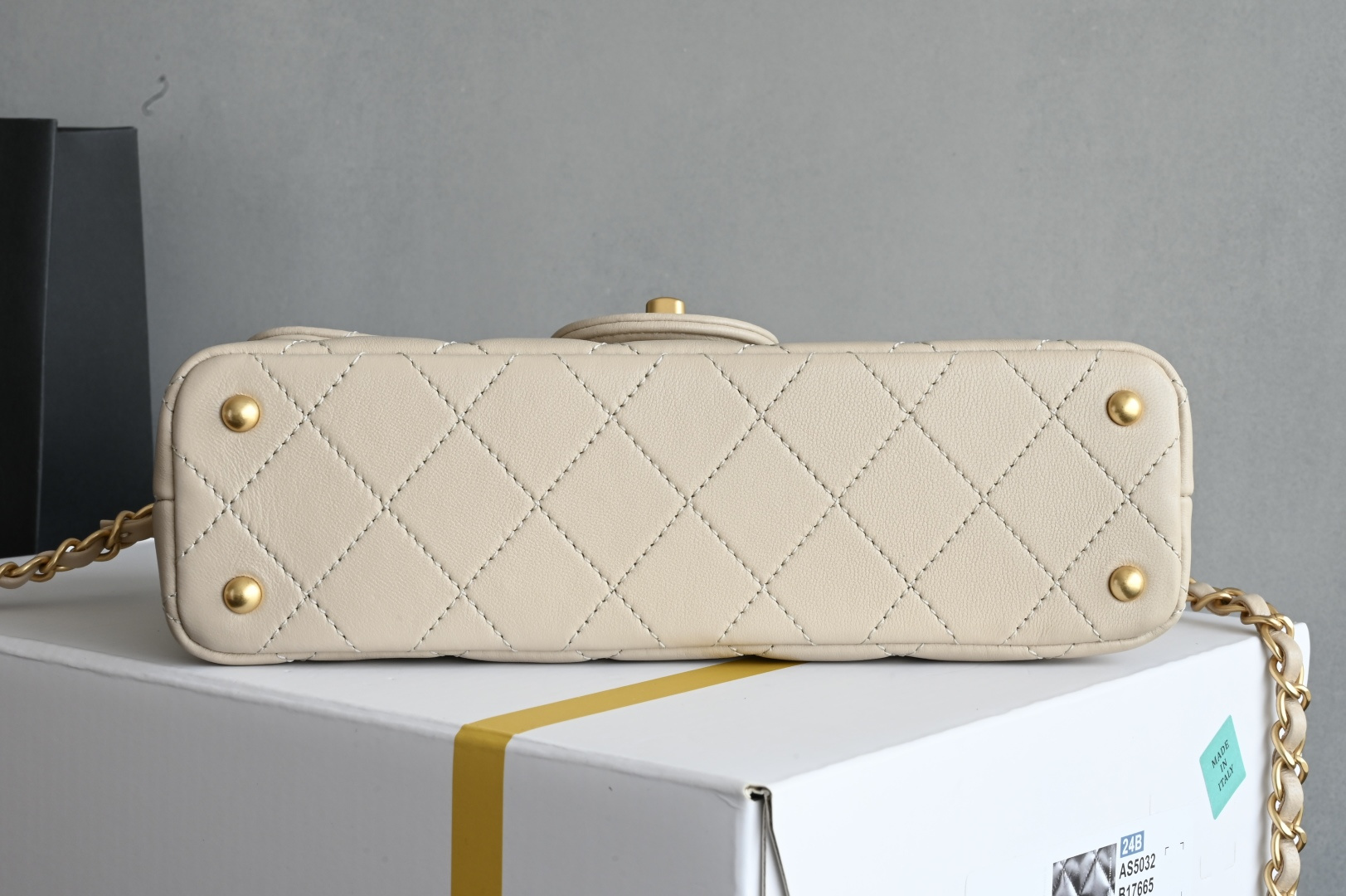 白金版▪️正品级 包装如图全新到货🆕𝐂𝐡𝐚𝐧𝐞𝟏 𝟐𝟓𝐏 手柄Kelly 横版小号专柜售价𝟦𝟨𝟫𝟢𝟢𝗋𝗆