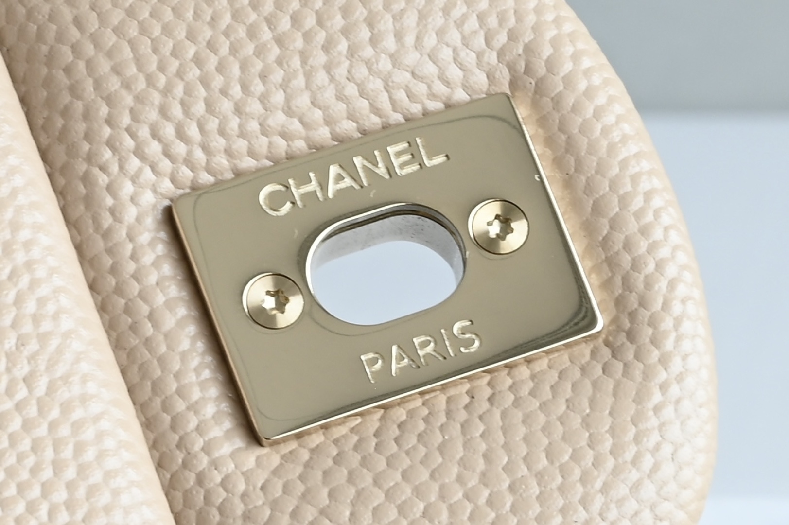 🌼白金版▪️正品级 包装如图𝐂𝐡𝐚𝐧𝐞𝐥 𝐂𝐅 升级版 奶茶全名Classic Fla0 尺寸： 15.