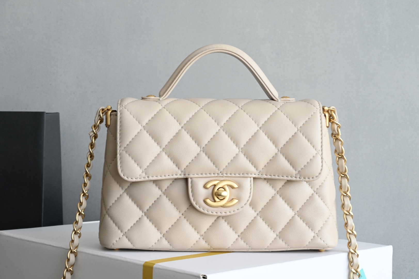 Chanel 125P Handle Kelly Bag - Small Size, Apricot Lambskin with Gold Hardware 1 cmp i1744610219061 2827 0 0