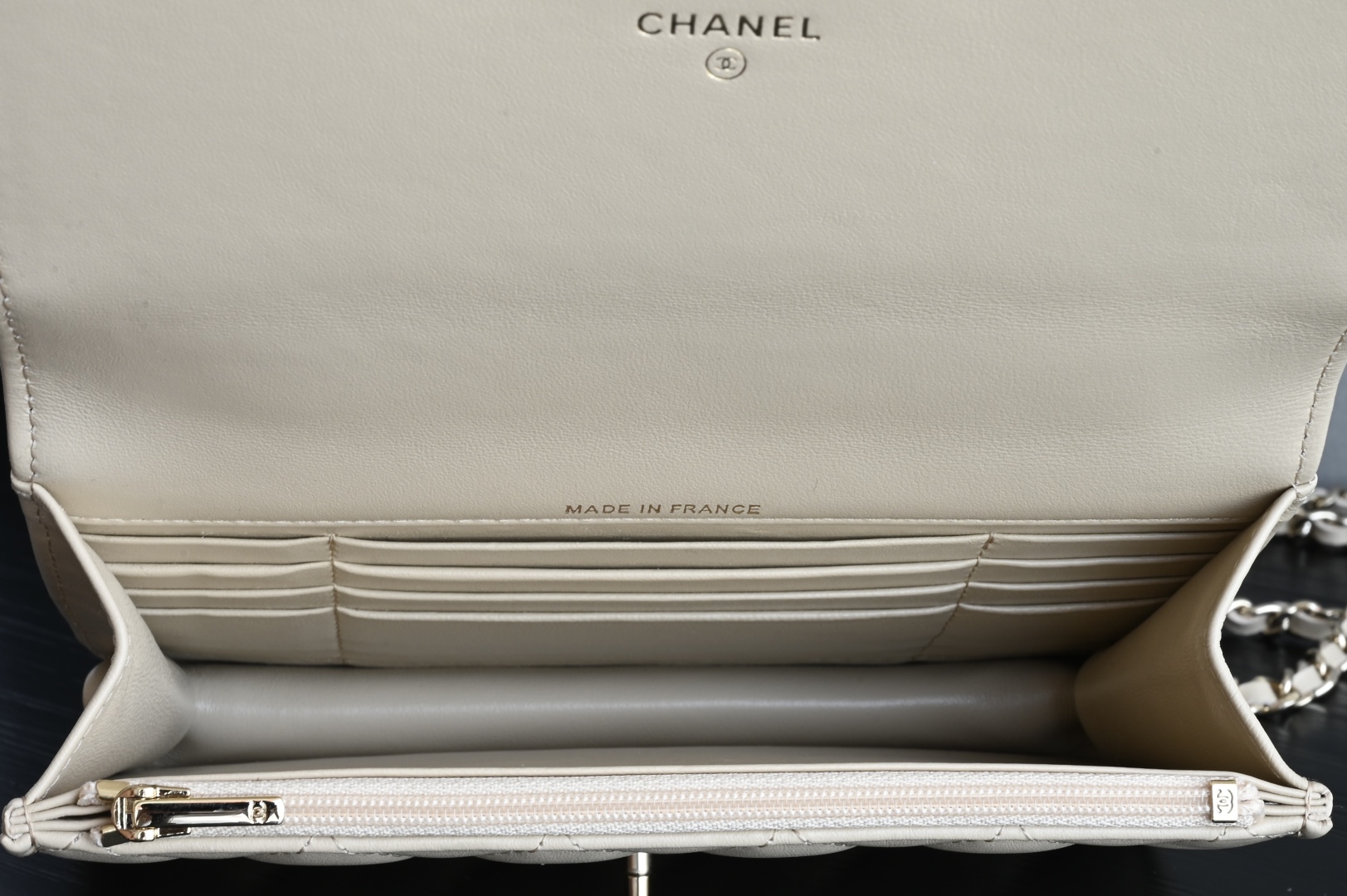 Chanel 125P Quilted Chain Backpack - Mini Convertible Shoulder Bag 9 cmp i1744611248181 9600 0 8