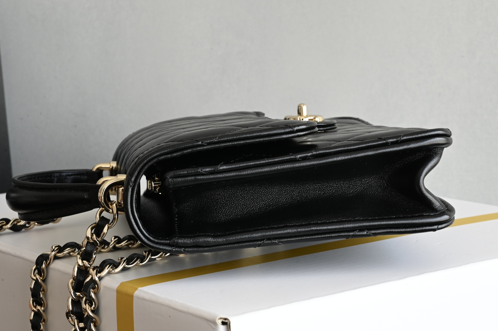 Chanel 125P Mini Backpack with Chain, Black Lambskin Leather, 18 x 14 x 3 cm 5 cmp i1744611759858 4325 0 3