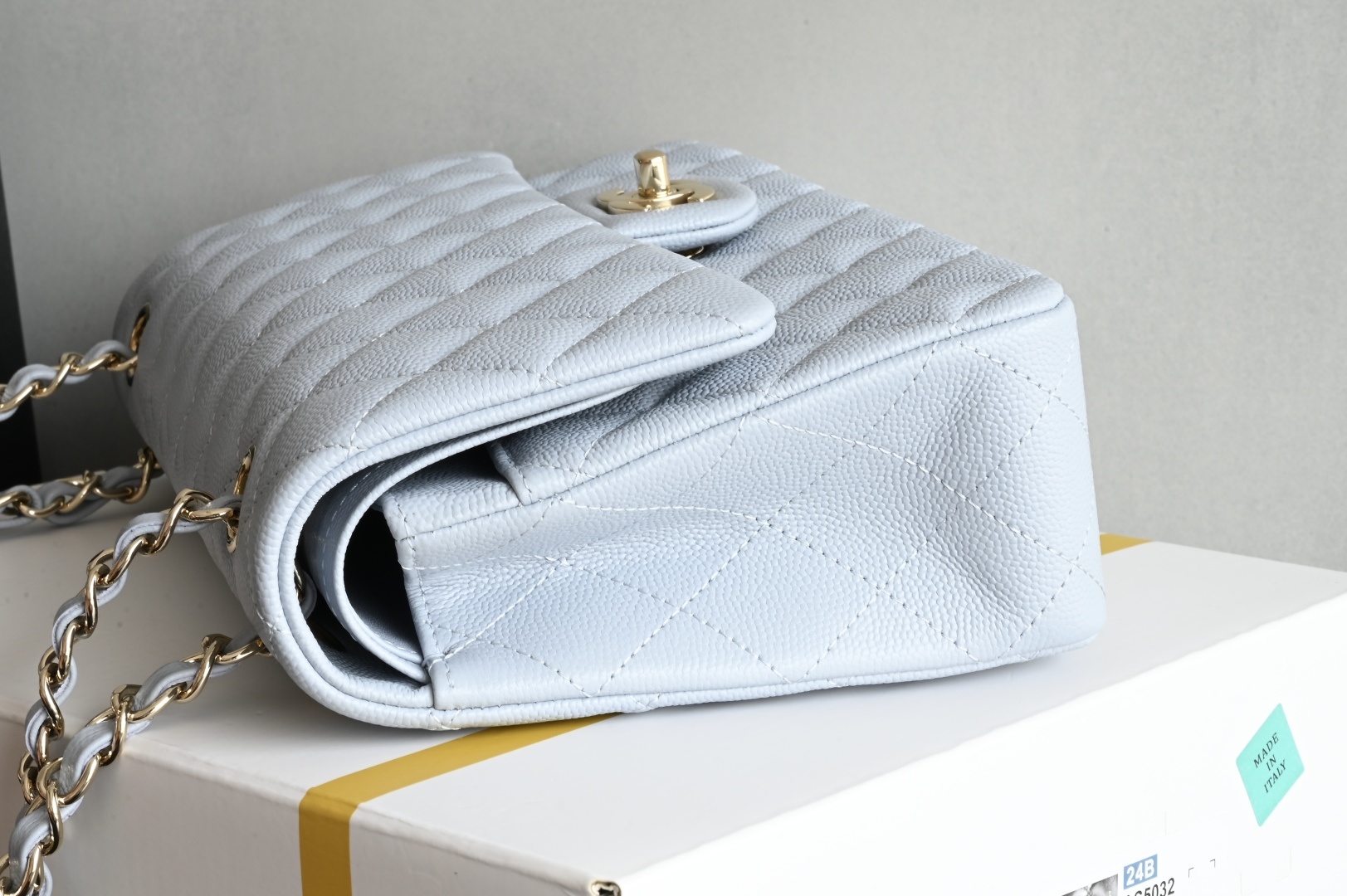 白金版▪️正品级 包装如图𝐂𝐡𝐚𝐧𝐞𝐥 𝐂𝐅 升级版 浅蓝全名Classic Fla0 尺寸: 15.5