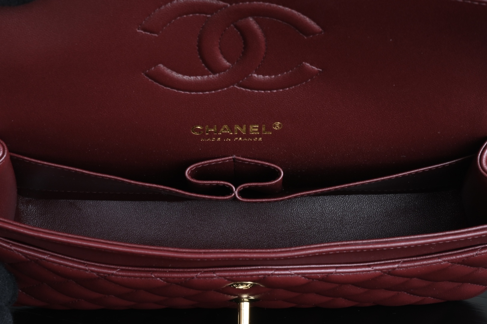 白金版▪️正品级 包装如图全新发售‼️全新版𝙲𝙵系列专柜售价𝟾𝟺𝟸𝟻𝟶购入开发➠𝙲𝚕𝚊𝚜𝚜𝚒𝚌 𝙵𝚕𝚊𝚙