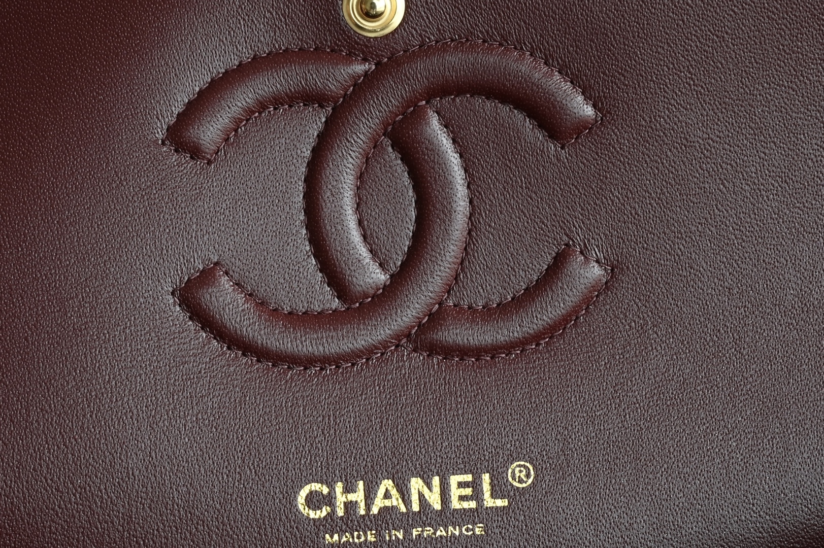 白金版▪️正品级 包装如图全新发售‼️全新版𝙲𝙵系列专柜售价𝟾𝟺𝟸𝟻𝟶购入开发➠𝙲𝚕𝚊𝚜𝚜𝚒𝚌 𝙵𝚕𝚊𝚙