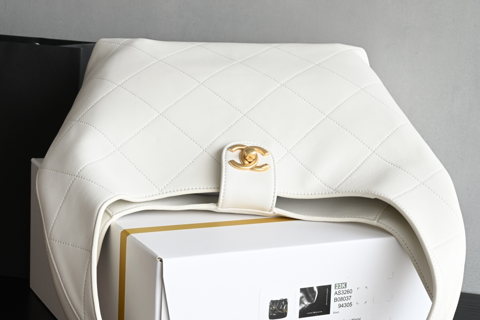 白金版▪️正品级 包装如图全新到货🆕𝐂𝐡𝐚𝐧𝐞𝟏 𝟐𝟓𝐏 大号嬉皮包专柜售价𝟧𝟧𝟢𝟢𝟢𝗋𝗆𝖻购入开发〰️