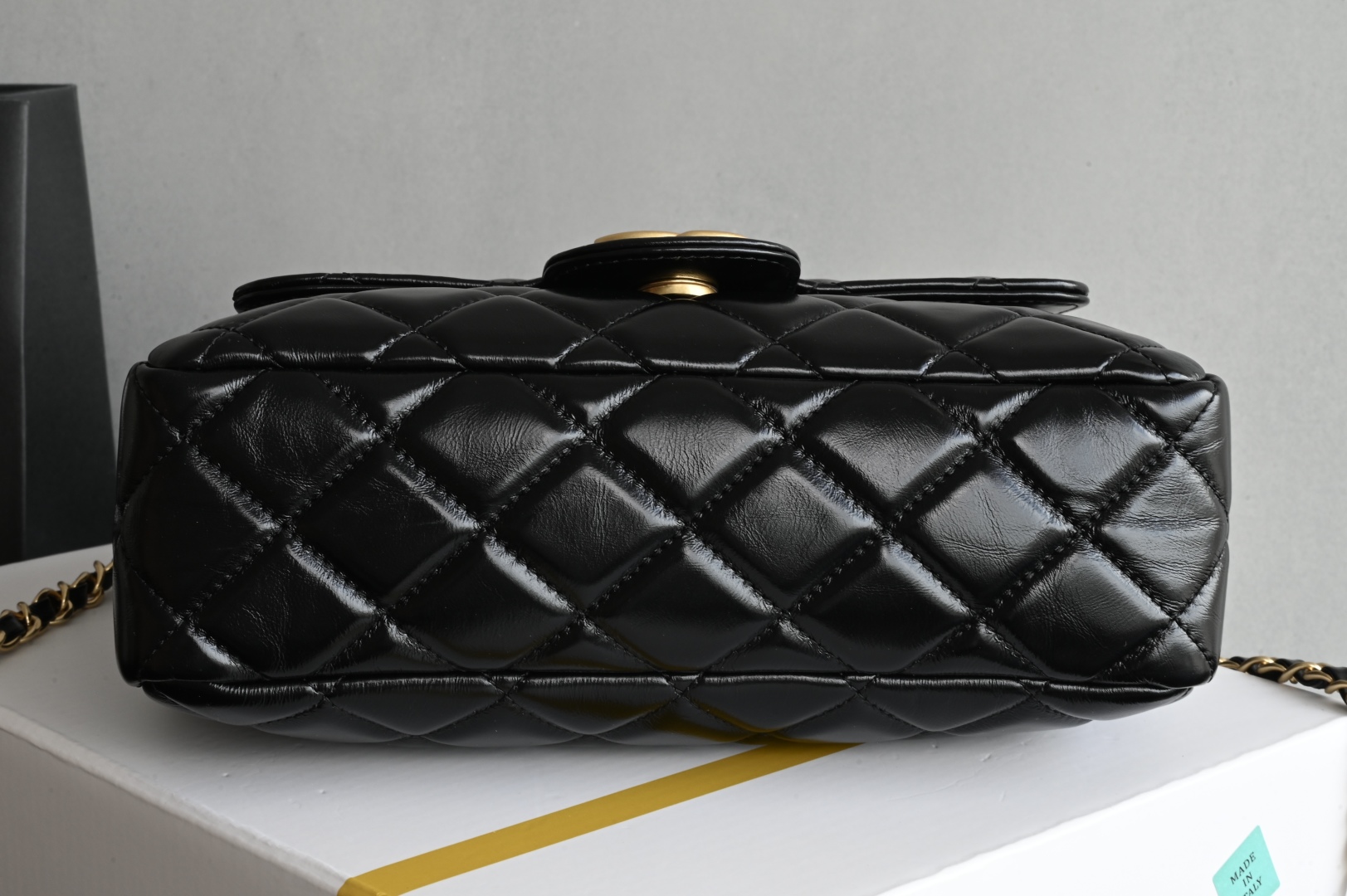 白金版▪️正品级 包装如图全新发售🆕𝒄𝒉𝒂𝒏𝒆𝒍 𝟐𝟓𝐬 全新版本天猫精灵 𝒉𝒐𝒃𝒐流浪包 中号黑色 𝟸