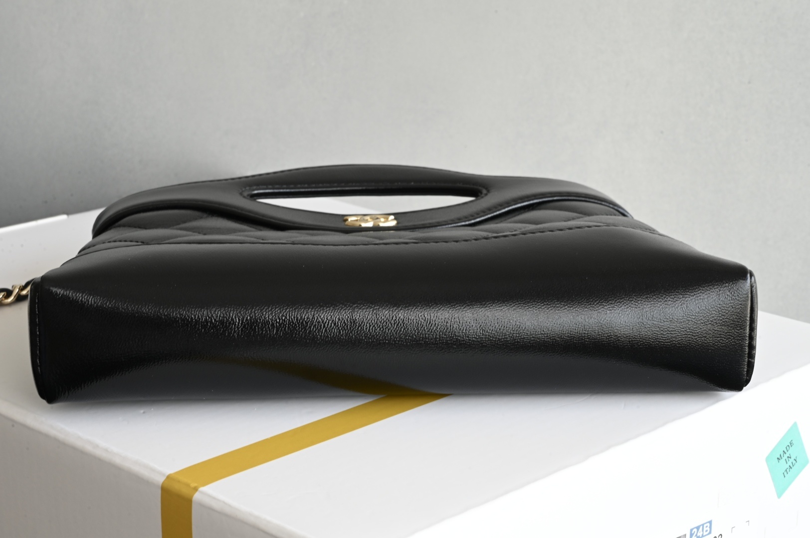 白金版▪️正品级 包装如图全新到货🆕𝗖𝗵𝗮𝗻𝗲𝟭 𝟮𝟓𝐏 羊皮系列𝟥𝟣𝖡𝖺𝗀 𝖭𝖺𝗇𝗈 黑色专柜售价𝟤𝟨