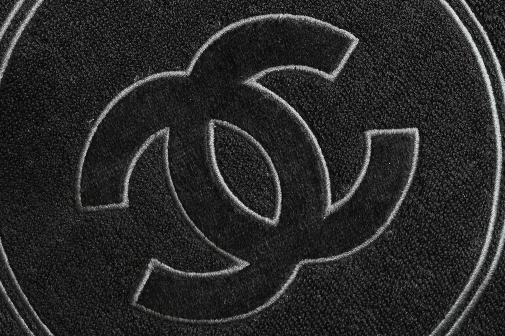 白金版▪️正品级 包装如图𝐂𝐡𝐚𝐧𝐞𝐥 𝟐𝟓𝐌 𝐂𝐨𝐜𝐨 𝐁𝐞𝐚𝐜𝐡 沙滩包专柜售价𝟤𝟢𝟢𝟢𝟢➕𝗋𝗆𝖻购