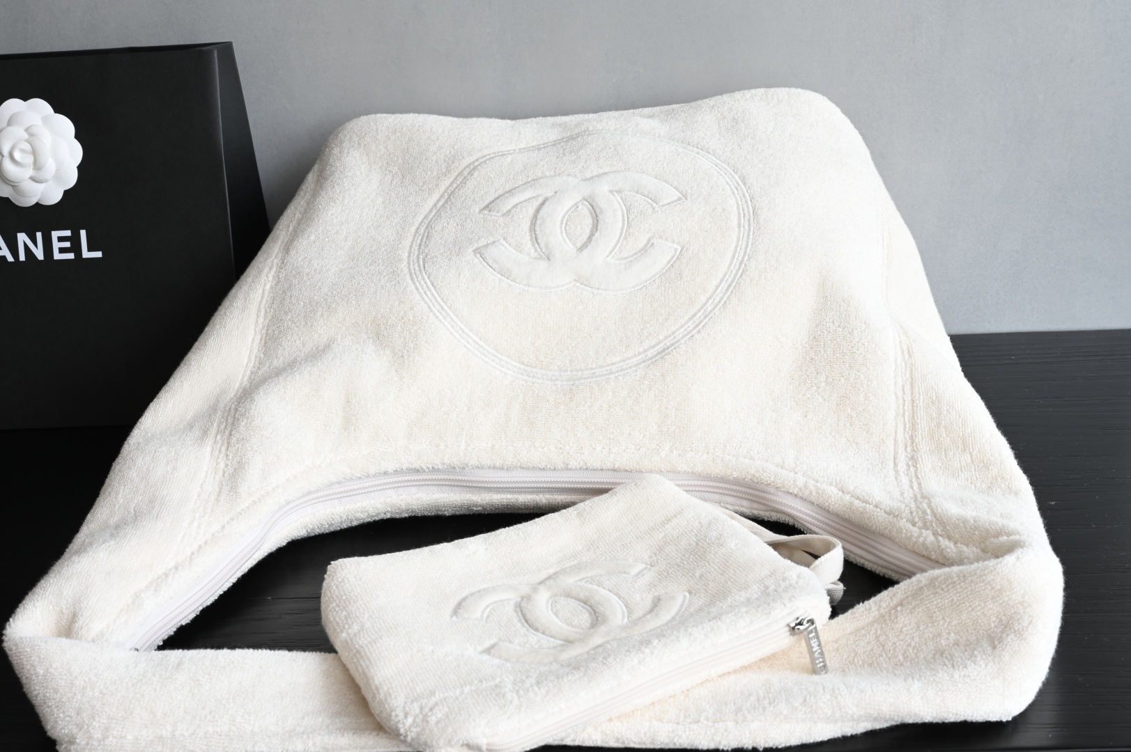 白金版▪️正品级 包装如图𝐂𝐡𝐚𝐧𝐞𝐥 𝟐𝟓𝐌 𝐂𝐨𝐜𝐨 𝐁𝐞𝐚𝐜𝐡 沙滩包专柜售价𝟤𝟢𝟢𝟢𝟢➕𝗋𝗆𝖻购