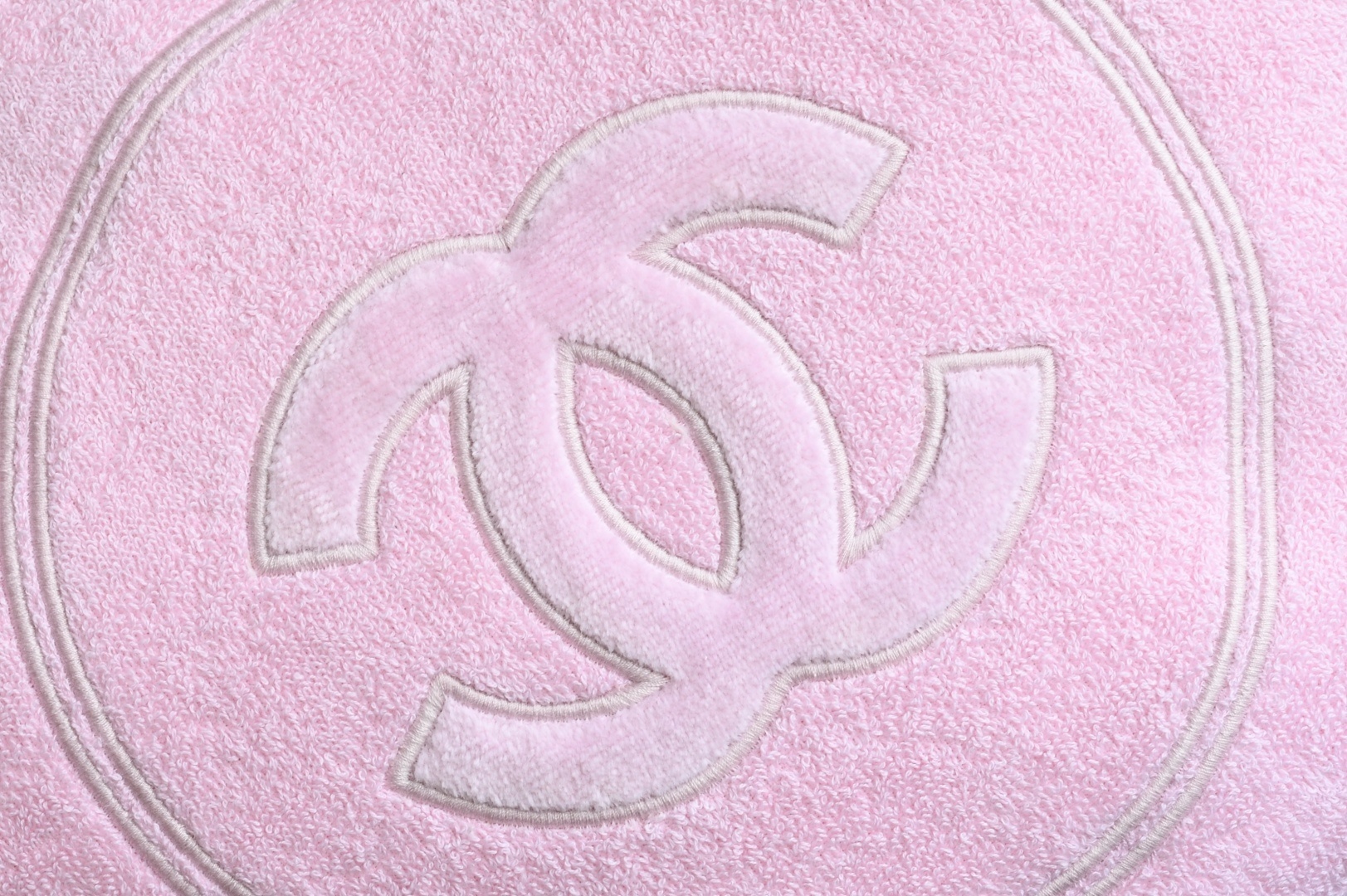 白金版▪️正品级 包装如图𝐂𝐡𝐚𝐧𝐞𝐥 𝟐𝟓𝐌 𝐂𝐨𝐜𝐨 𝐁𝐞𝐚𝐜𝐡 沙滩包专柜售价𝟤𝟢𝟢𝟢𝟢➕𝗋𝗆𝖻购