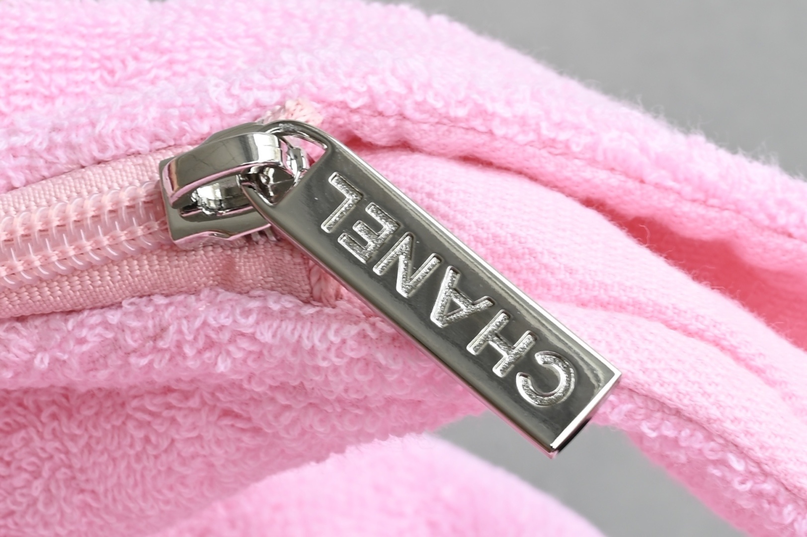 白金版▪️正品级 包装如图𝐂𝐡𝐚𝐧𝐞𝐥 𝟐𝟓𝐌 𝐂𝐨𝐜𝐨 𝐁𝐞𝐚𝐜𝐡 沙滩包专柜售价𝟤𝟢𝟢𝟢𝟢➕𝗋𝗆𝖻购