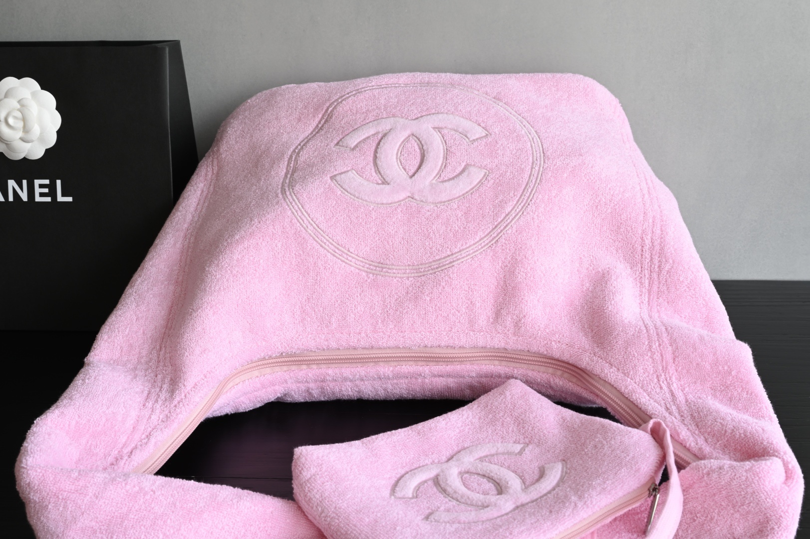 白金版▪️正品级 包装如图𝐂𝐡𝐚𝐧𝐞𝐥 𝟐𝟓𝐌 𝐂𝐨𝐜𝐨 𝐁𝐞𝐚𝐜𝐡 沙滩包专柜售价𝟤𝟢𝟢𝟢𝟢➕𝗋𝗆𝖻购