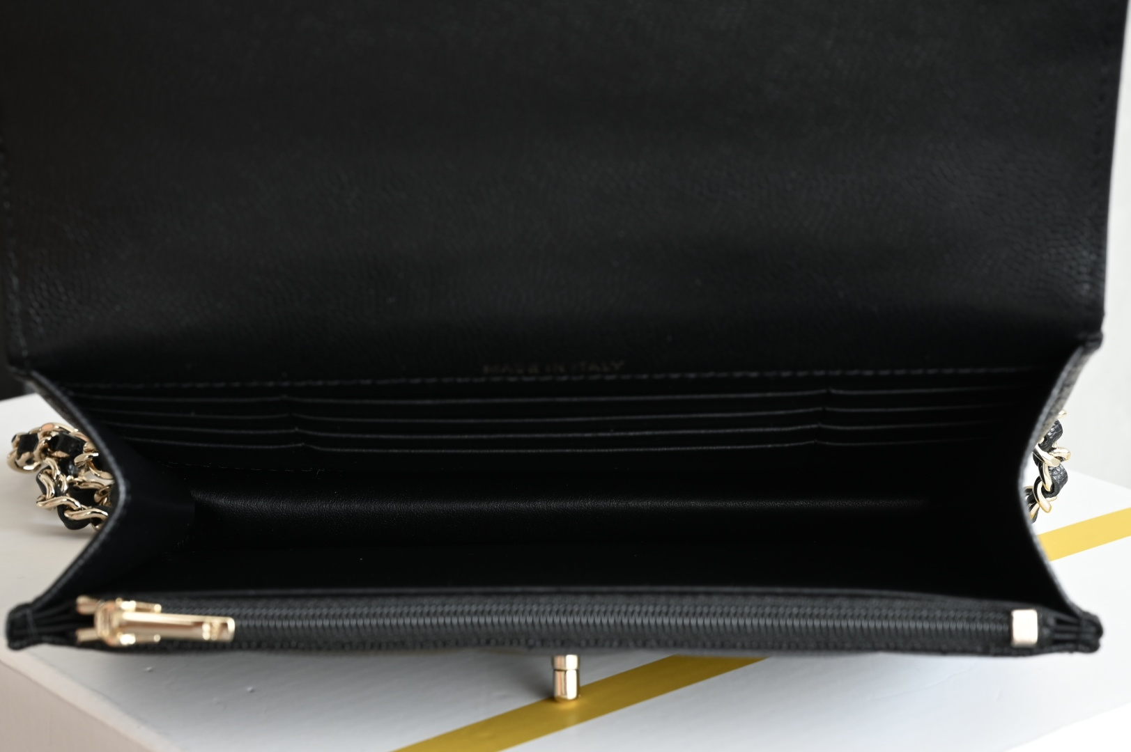 白金版▪️正品级 包装如图全新到货🆕𝗖𝗵𝗮𝗻𝗲𝟭 𝟮𝟱𝗸三合一大格双肩 黑色♥ 专柜售价𝟥𝟨𝟩𝟢𝟢𝗋𝗆𝖻