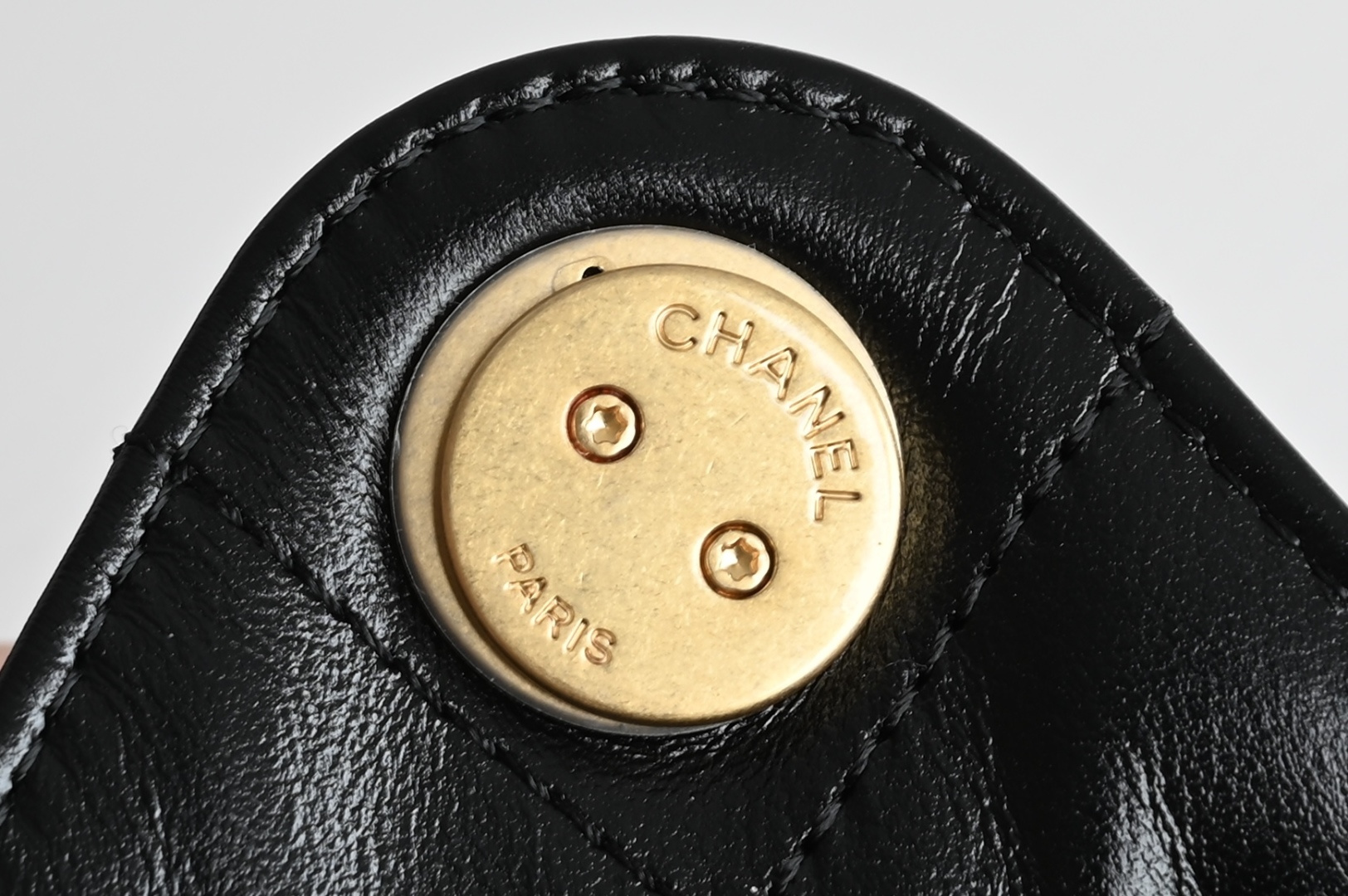 白金版▪️正品级 包装如图全新到货🆕𝗖𝗛𝗔𝗡𝗘 𝟮𝟲𝗖𝟤𝟧𝖡𝖺𝗀鸳鸯链黑色𝗺𝗶𝗻𝗶专柜售价𝟦𝟫𝟤𝟢𝟢𝗋𝗆