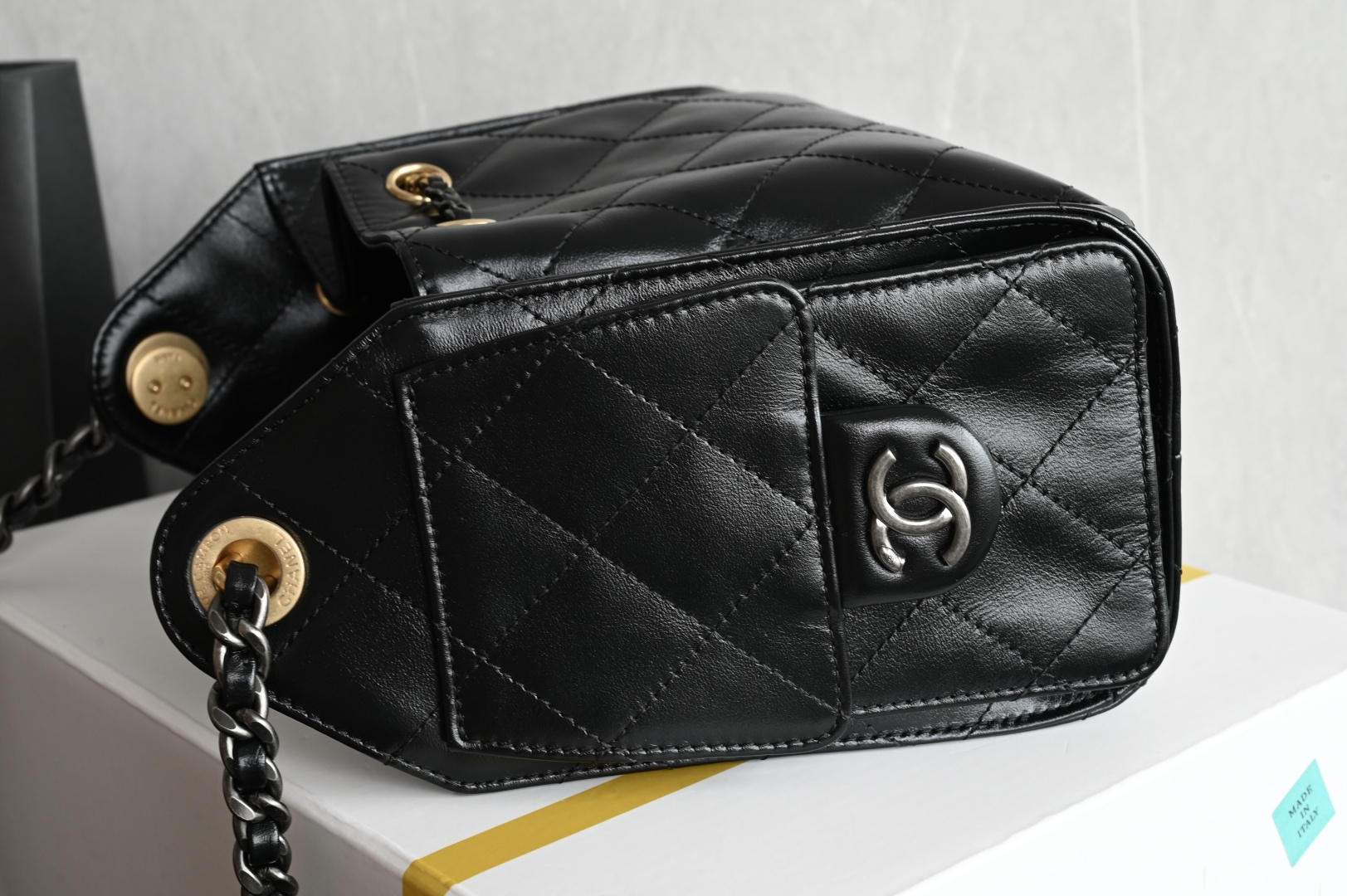 白金版▪️正品级 包装如图全新到货🆕𝗖𝗛𝗔𝗡𝗘 𝟮𝟲𝗖𝟤𝟧𝖡𝖺𝗀鸳鸯链黑色𝗺𝗶𝗻𝗶专柜售价𝟦𝟫𝟤𝟢𝟢𝗋𝗆