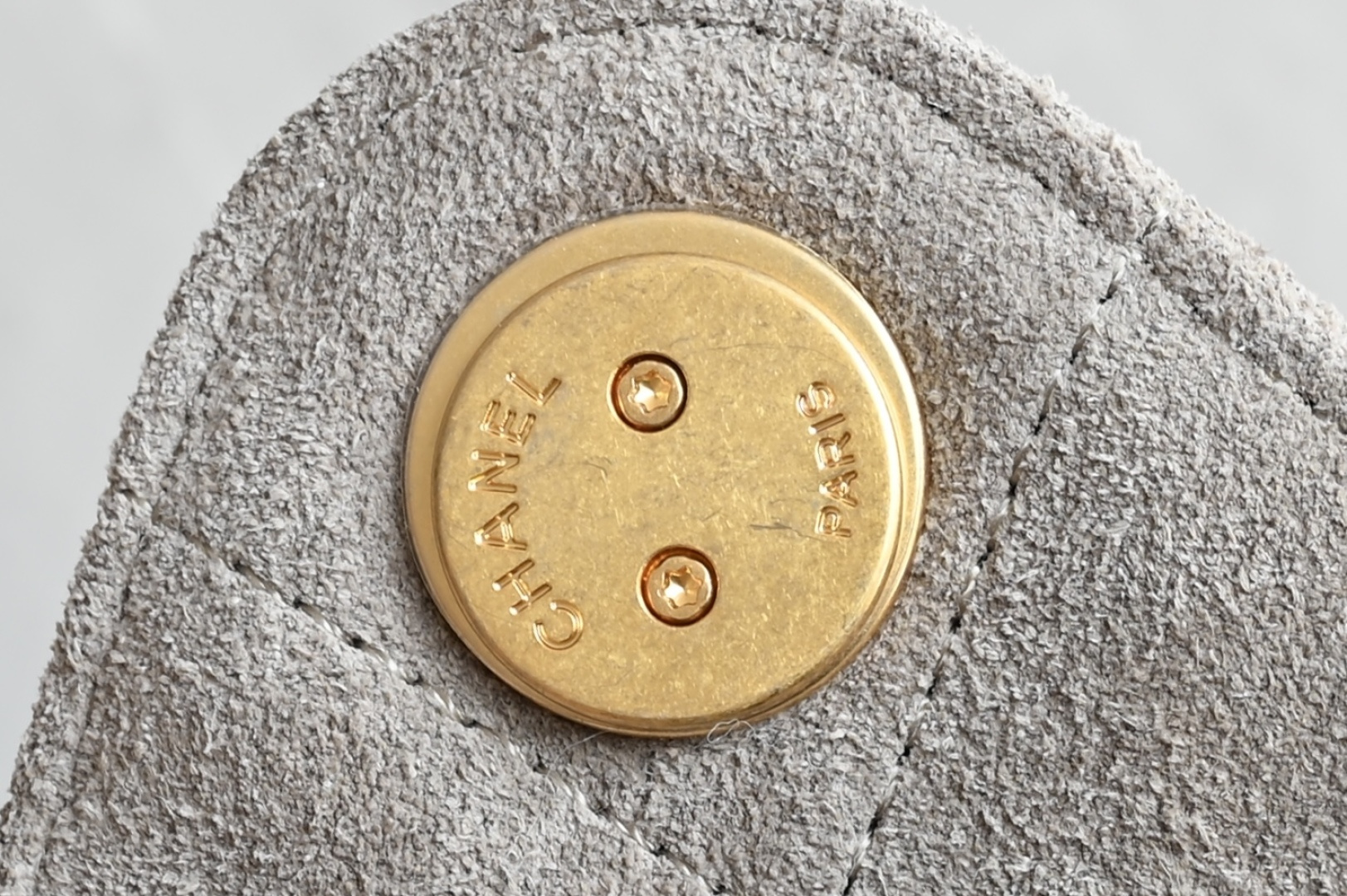 白金版▪️正品级 包装如图全新到货🆕𝗖𝗵𝗮𝗻𝗲𝟭 𝟮𝟱𝗕𝗮𝗴 𝗺𝗶𝗻𝗶𝟮𝟲𝗰 麂皮嬉皮𝗁𝗈𝖻𝗈 𝗆𝗂𝗇𝗂