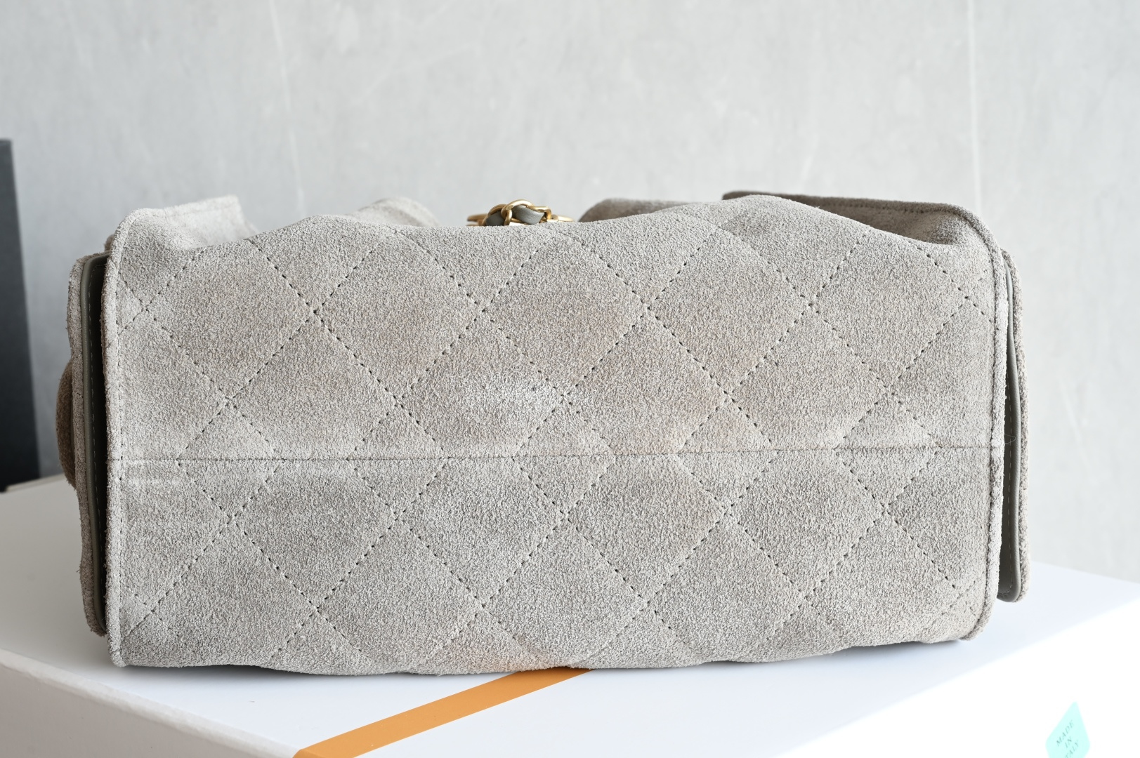 白金版▪️正品级 包装如图全新到货🆕𝗖𝗵𝗮𝗻𝗲𝟭 𝟮𝟱𝗕𝗮𝗴 𝗺𝗶𝗻𝗶𝟮𝟲𝗰 麂皮嬉皮𝗁𝗈𝖻𝗈 𝗆𝗂𝗇𝗂