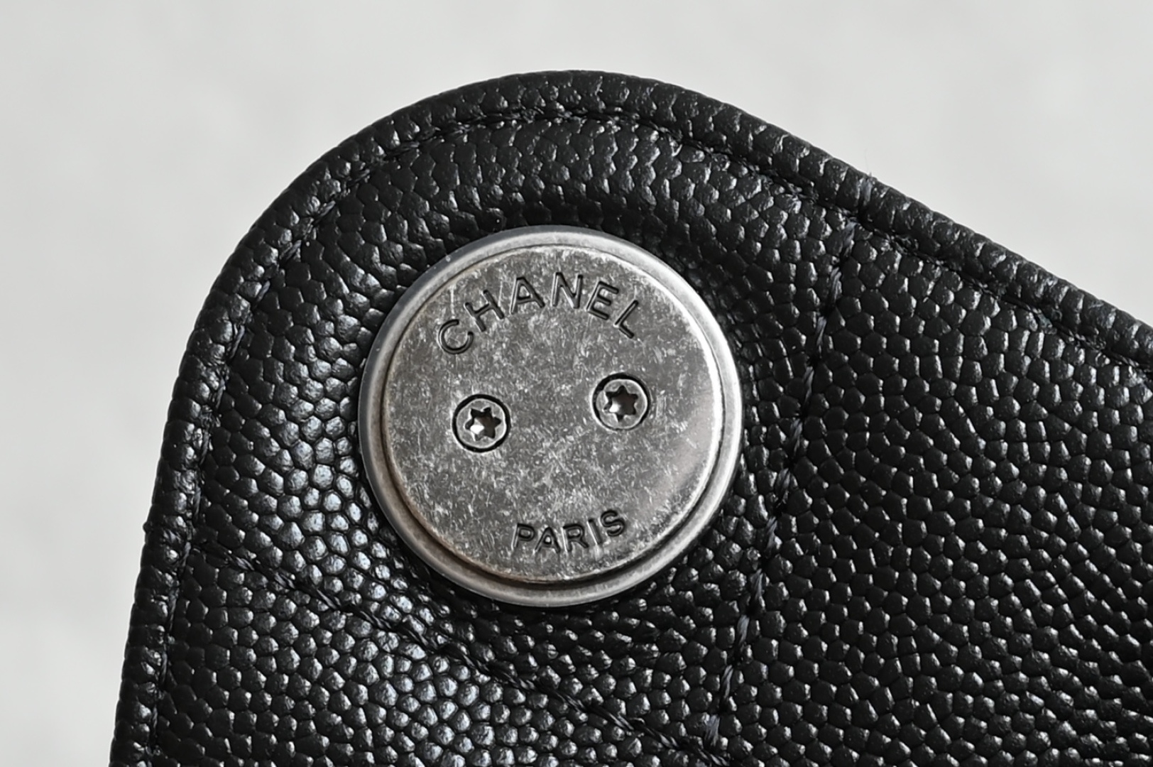 白金版▪️正品级 包装如图全新到货🆕𝗖𝗵𝗮𝗻𝗲𝟭 𝟮𝟱𝗕𝗮𝗴 𝗺𝗶𝗻𝗶𝟮𝟲𝗰 嬉皮𝗁𝗈𝖻𝗈 𝗆𝗂𝗇𝗂 黑