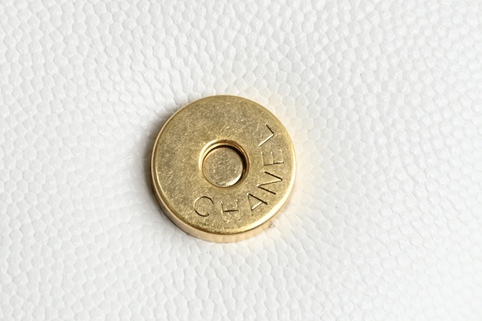 白金版▪️正品级 包装如图全新到货🆕𝗖𝗛𝗔𝗡𝗘* 𝟮𝟲𝗣 系列𝟮𝟲𝗣 𝙋𝙧𝙚𝙥𝙥𝙮 𝙘𝙤𝙘𝙤 腋下包 白