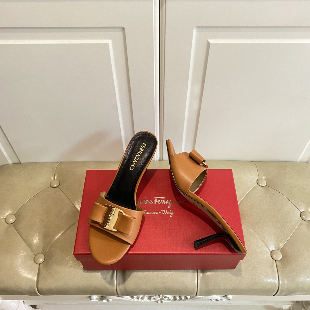 Ferragamo P504 New Heels: Rubber, Oxen, Paint, Sheep Skin, 7.5cm High, Sizes 35-41 - 图片 1