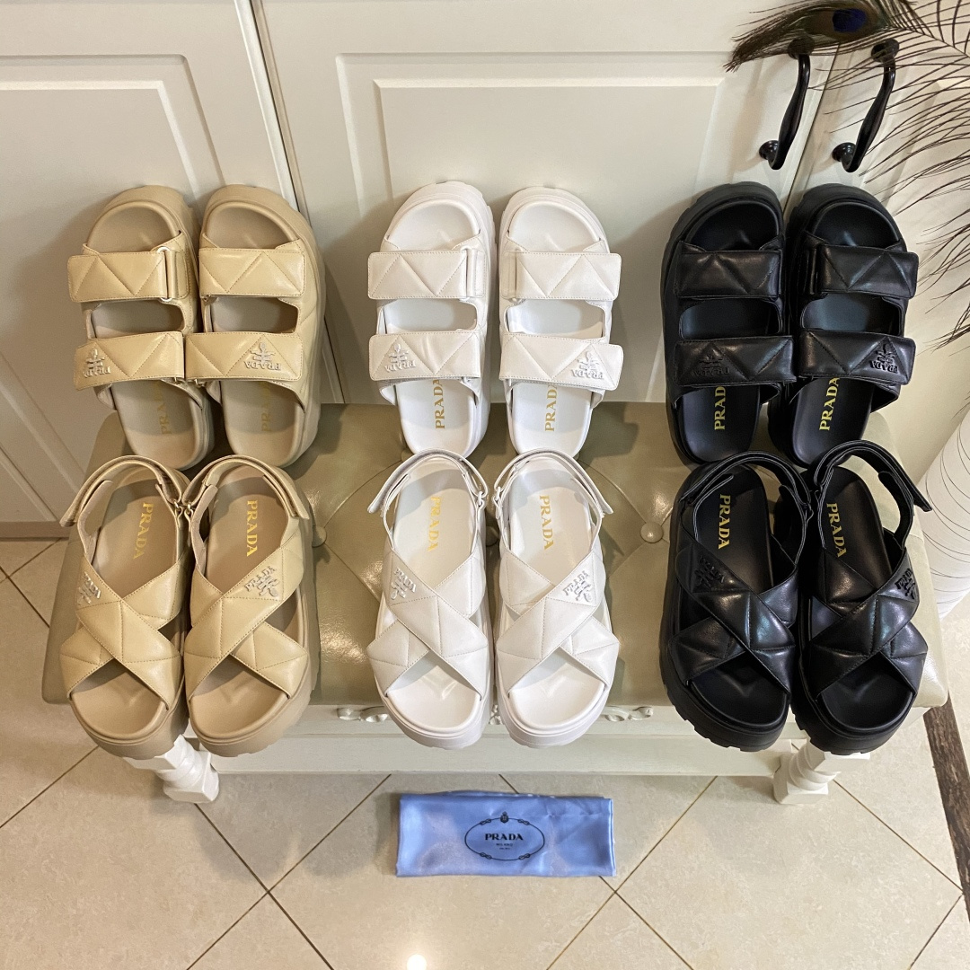 NO:173185,Slippers, sandals 281, Prada PRADA thick-soled series slippers, sheepskin noodles, sheepskin lining, size 35-40 (41, 42 sizes custom made without return or exchange), slippers sandals, prada, prada, sandals, slippers, sheepskin19860909拖鞋,凉鞋281,普拉达PRADA厚底系列拖鞋,羊皮面,羊皮里,35-40码(41,42码定做不退换),拖鞋凉鞋,prada,prada,sandals,slippers,sheepskin,Women's Shoes