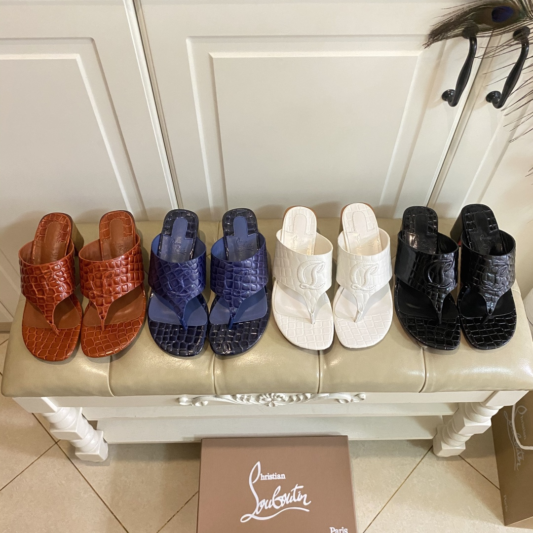 NO:173281,Rubber sole, genuine leather sole 281, red sole Christian Louboutin (CL) clip-on toe slippers, crocodile pattern cowhide, sheepskin lining, size 35-41 (size 42 custom made without return), slippers, christian louboutin, christian louboutin, slippers, cowhide, sheepskin19860909橡胶底,真皮底281,红底鞋Christian Louboutin（CL）夹趾拖鞋,鳄鱼纹牛皮面,羊皮里,35-41码(42码定做不退换),拖鞋,christian louboutin,christian louboutin,slippers,cowhide,sheepskin,Women's Shoes