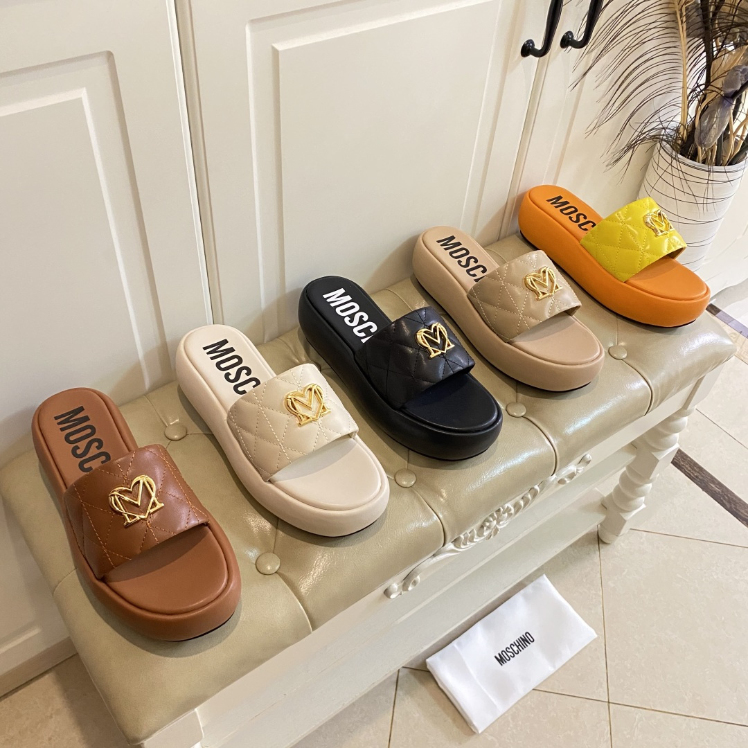 NO:173283,, Moschino new thick-soled slippers, cowhide, sheepskin, water table thickness about 5cm, size 36-42, slippers, slippers, cowhide, sheepskin19860909,莫斯奇诺Moschino新款厚底拖鞋,牛皮面,羊皮里,水台厚约5cm,36-42码,拖鞋,slippers,cowhide,sheepskin,Women's Shoes
