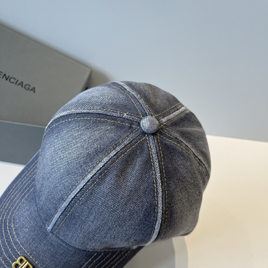 🌾BALENCIAGA巴黎世家新款logo棒球帽，很酷的色系，男女佩戴都有不同style，第一批抢先出货