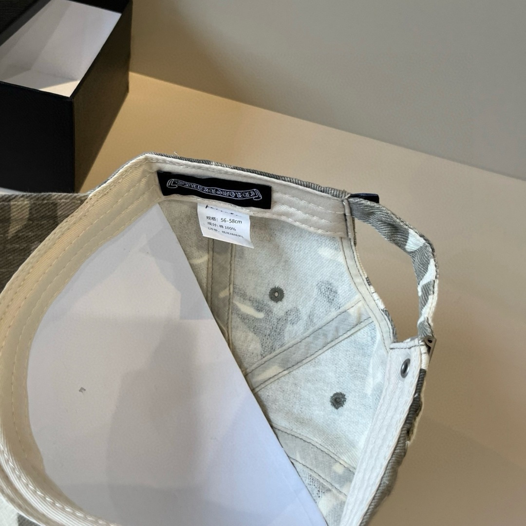 克罗心最新时尚前卫的休闲设计风格，戴上头就是这样好看看哦，做工精细，男女同款！