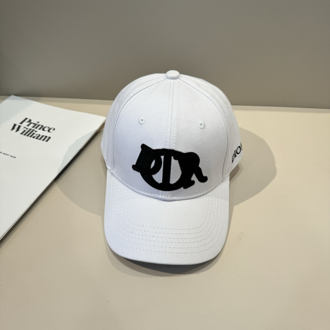 NO:532428,[DIOR] New simple baseball caps with volume, new models are shipped, big brands are super easy to match, buy them quickly!  Hat fisherman hat baseball hat knit hat, hat, dior, dior, espadrilles, hats19860909【DIOR迪奥】新款走量简约棒球帽,新款出货,大牌款超好搭配,赶紧入手！帽子渔夫帽棒球帽针织帽,帽子,dior,dior,espadrilles,hats,hat