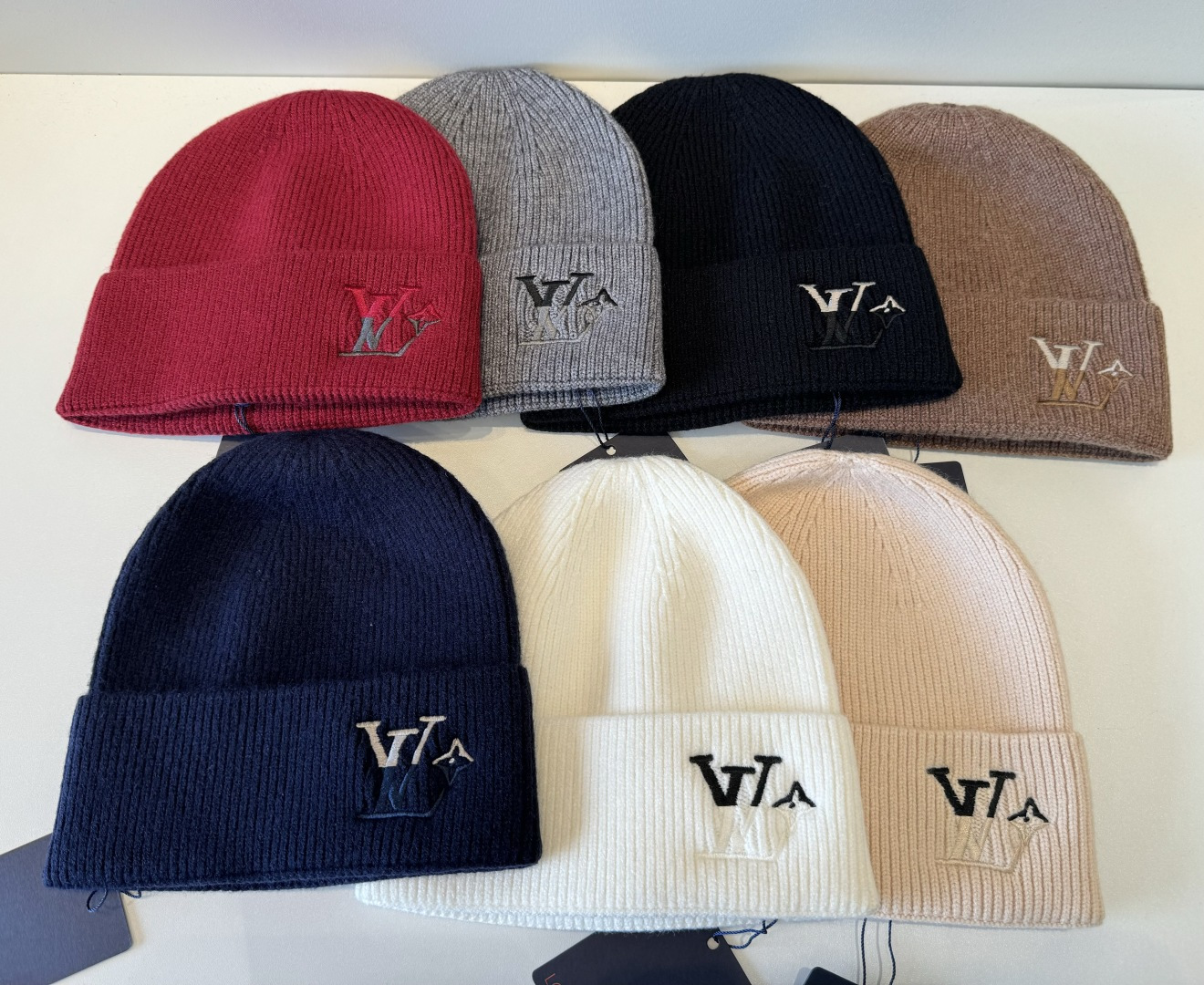 NO:532459,Louis Vuitton Baseball Cap Louis Vuitton's new LV wool hat, heavy industry creates high-end and atmospheric, versatile and universal for both men and women!  Run volume!  Hat fisherman hat baseball hat knit hat, hat, louis vuitton, louis vuitton, louis vuitton, espadrilles, hats19860909路易威登棒球帽 LouisVuitton新款LV毛线帽,重工打造高端大气,百搭款男女通用！跑量！帽子渔夫帽棒球帽针织帽,帽子,louis vuitton,louis vuitton,louis vuitton,espadrilles,hats,hat